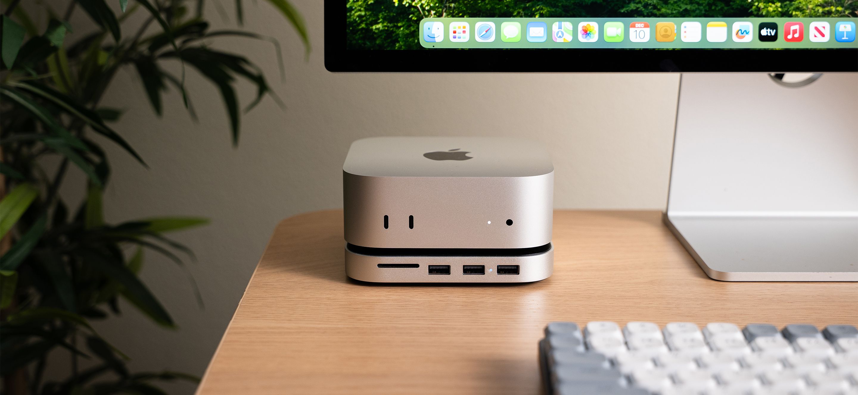 Satechi Mac Mini Hub - Estilo de vida 05