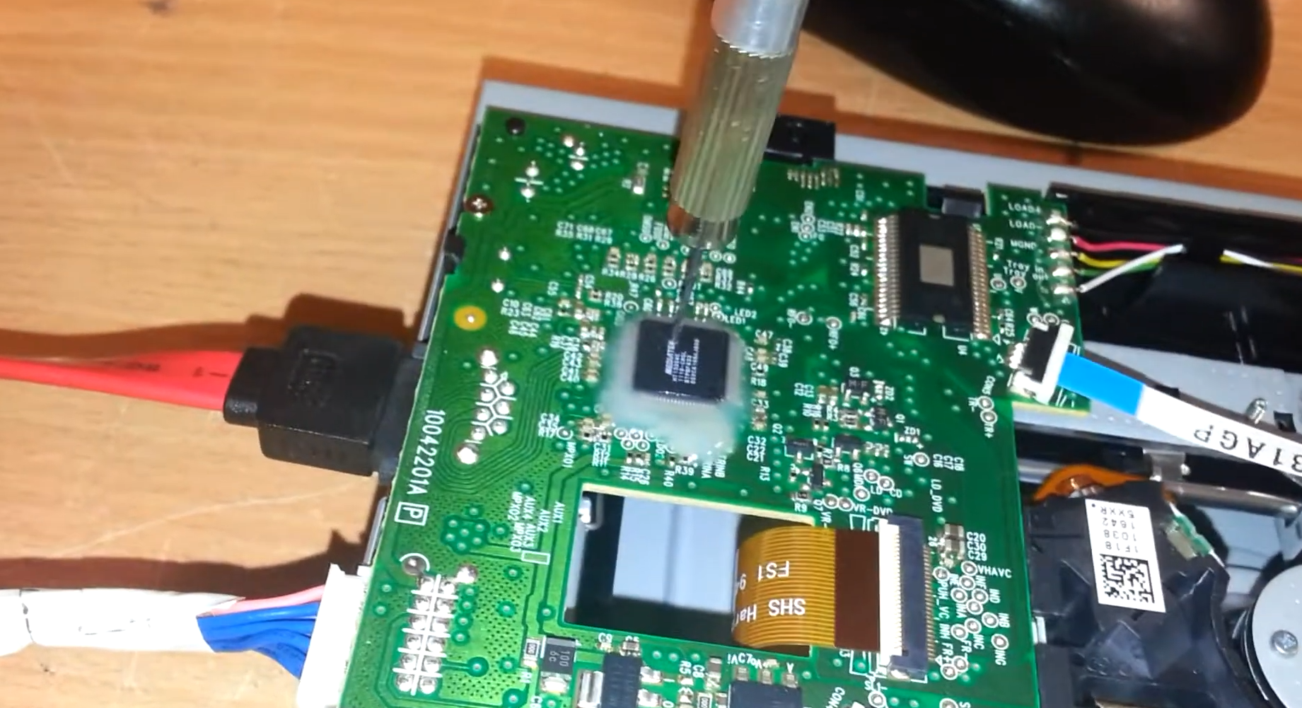 How a drill defeated the Xbox 360’s console security