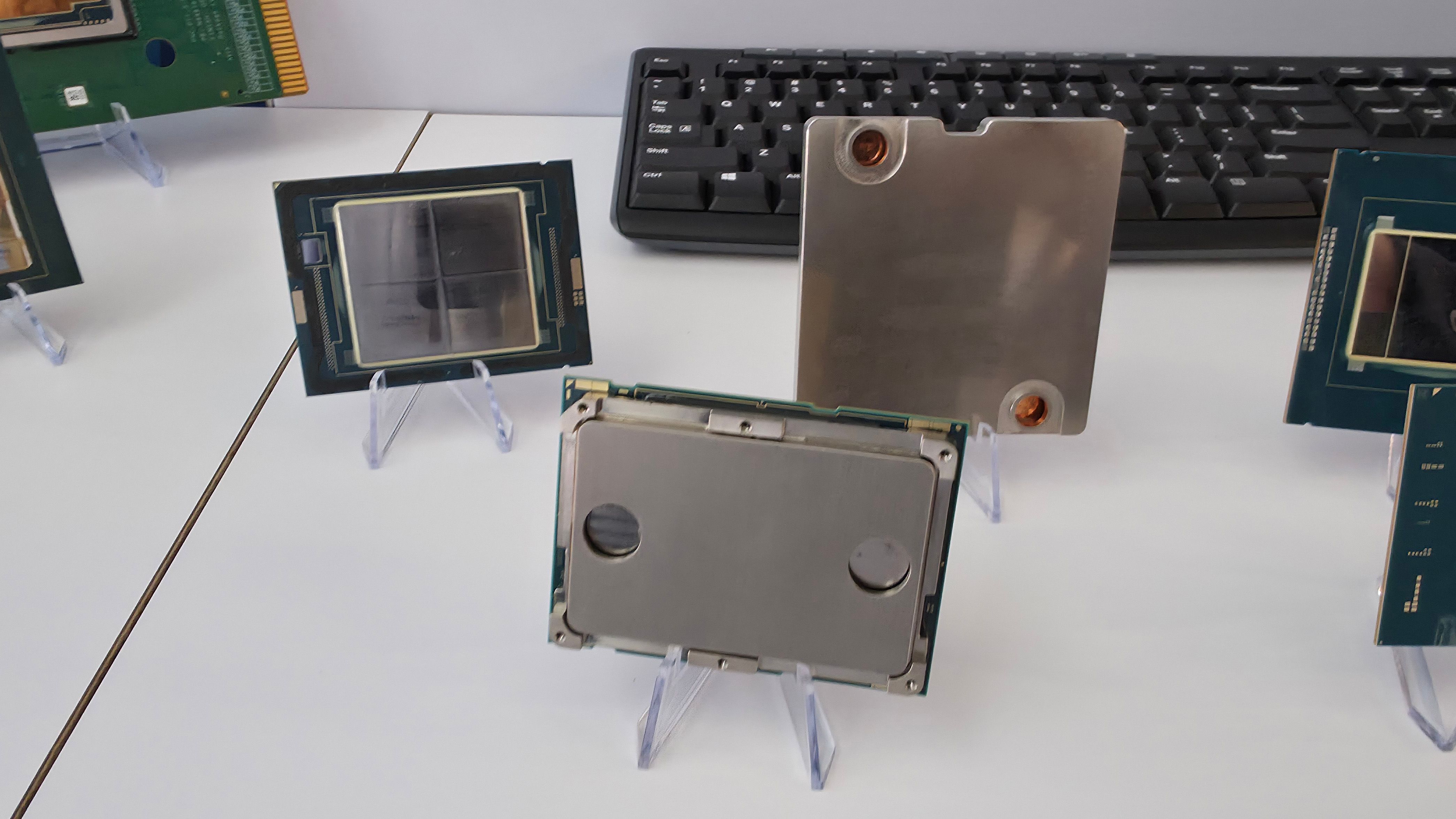 intel-direct-die-liquid-cooling