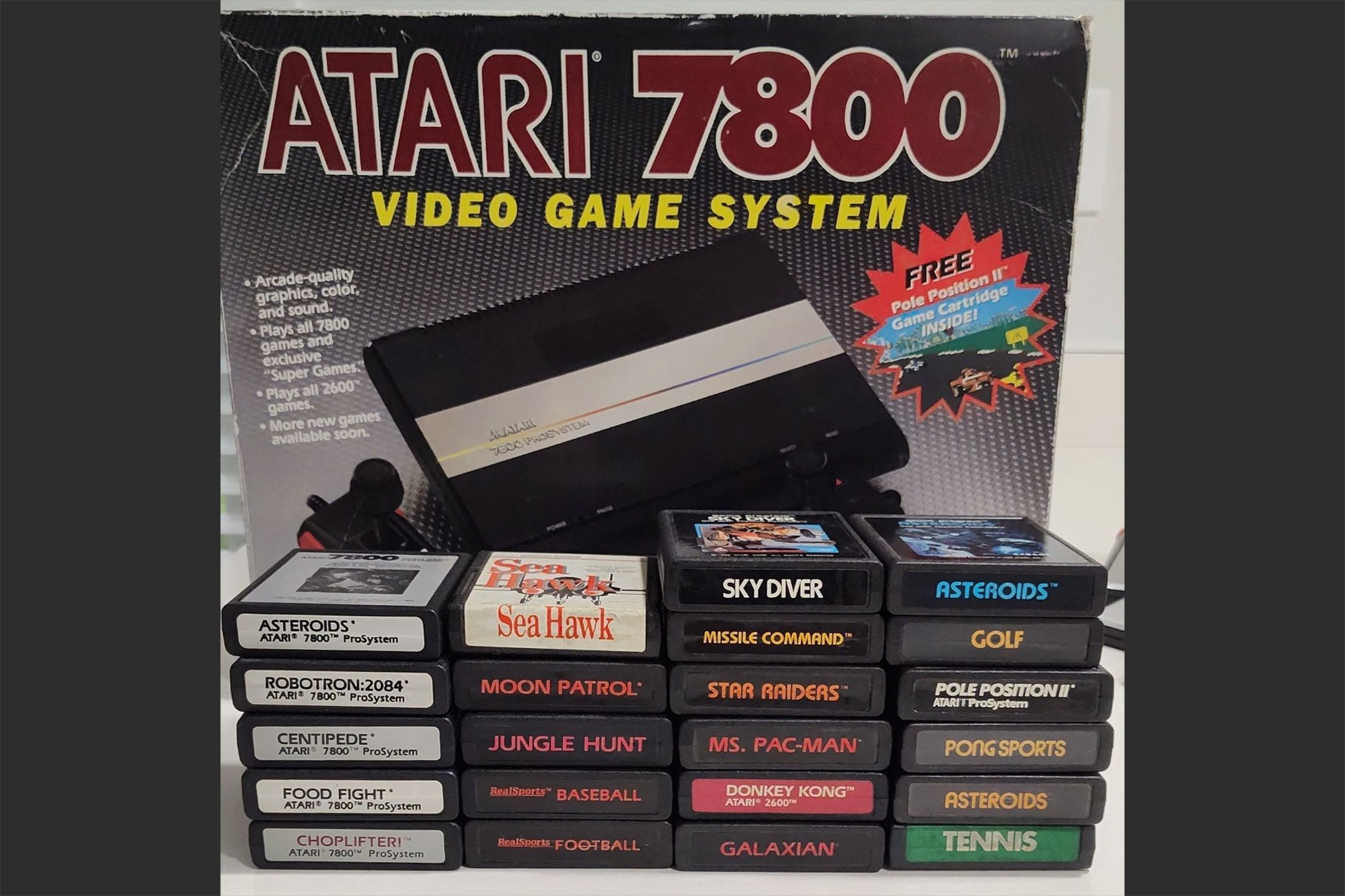 Atari 7800 console