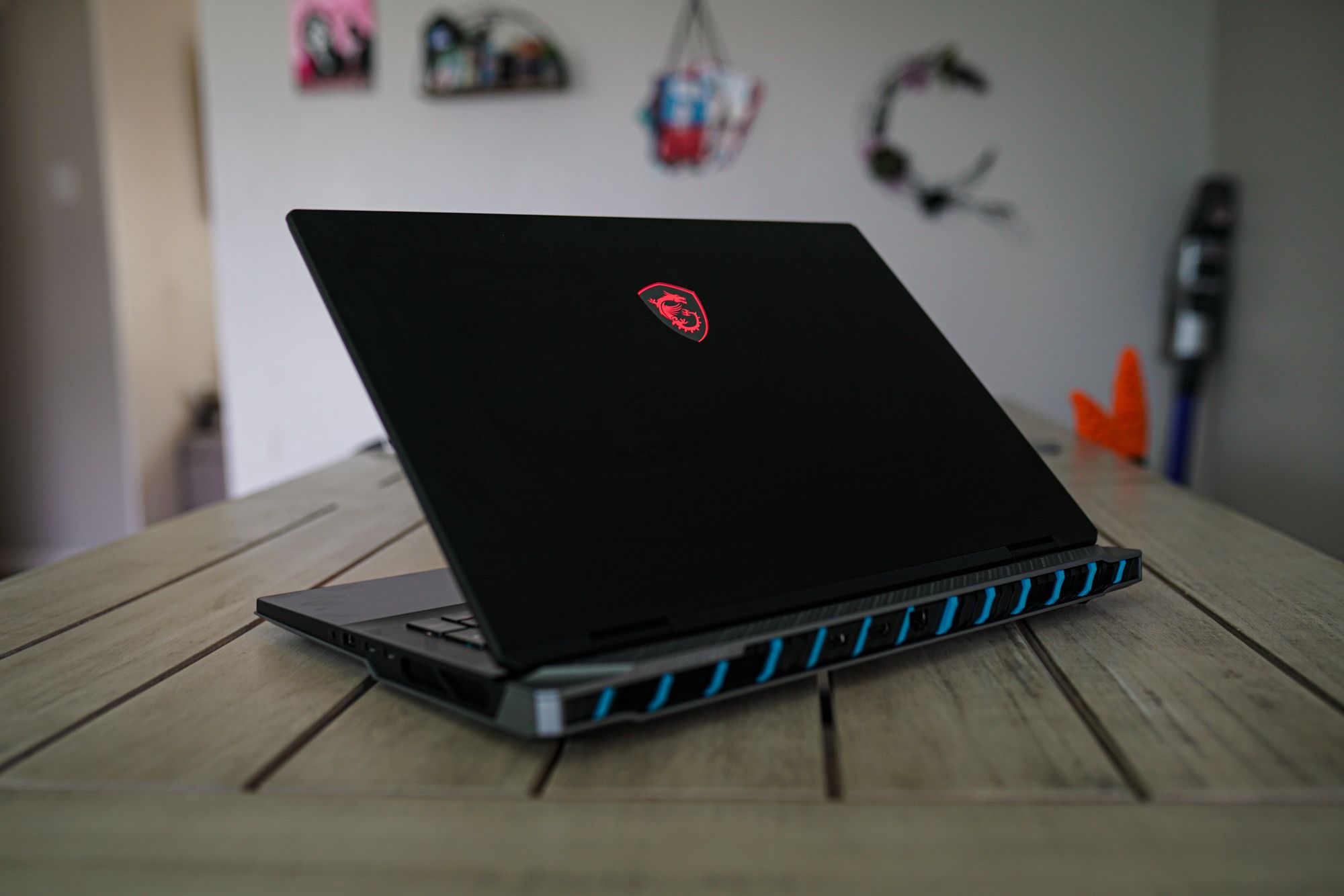 MSI Titan 18 HX AI (A2XW) review: It's basically a desktop