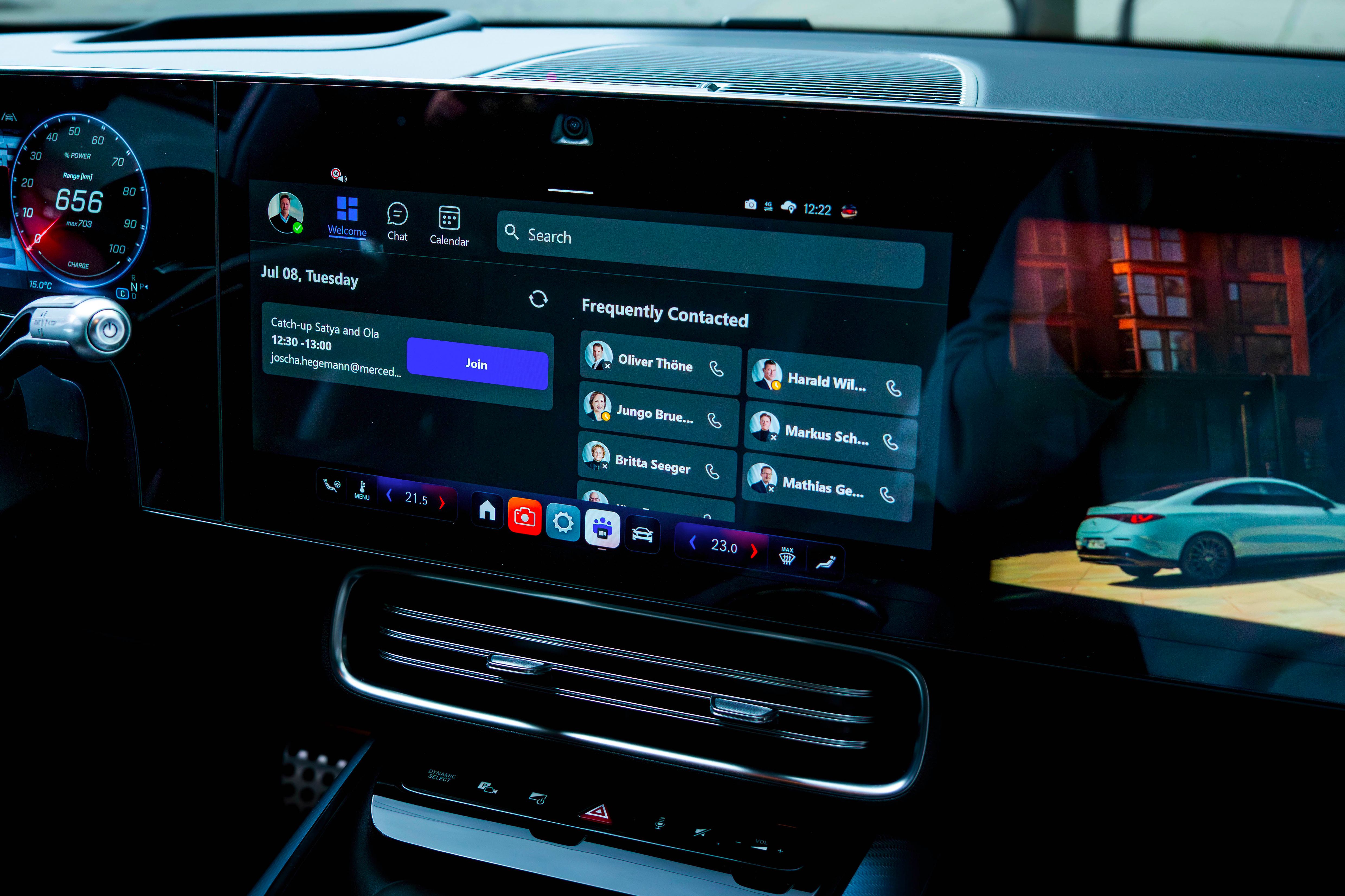 Mercedes-Benz Teams Call While Driving: Safety Concerns & Tech - News Directory 3