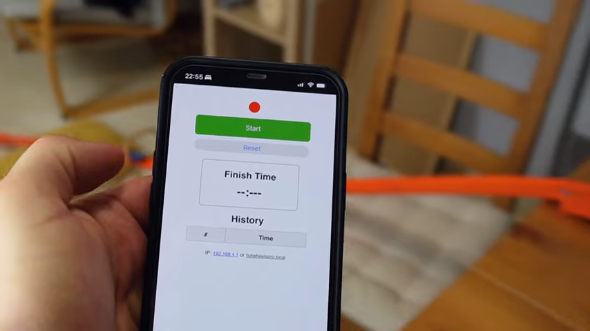 This awesome ESP32-enhanced Hot Wheels track is exactly what I wanted as a kid