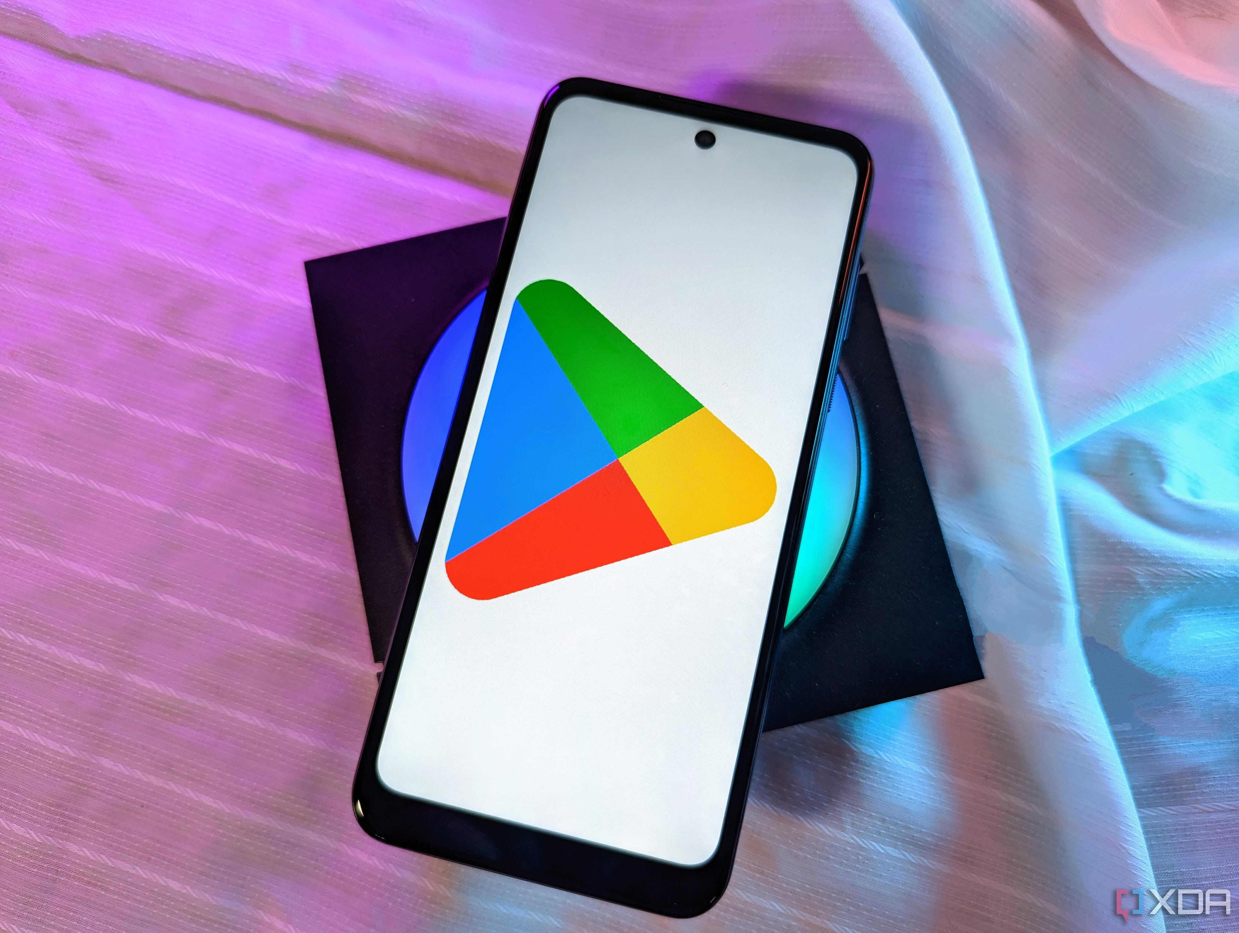 Google Play Store logo on the Moto G Play (2023)