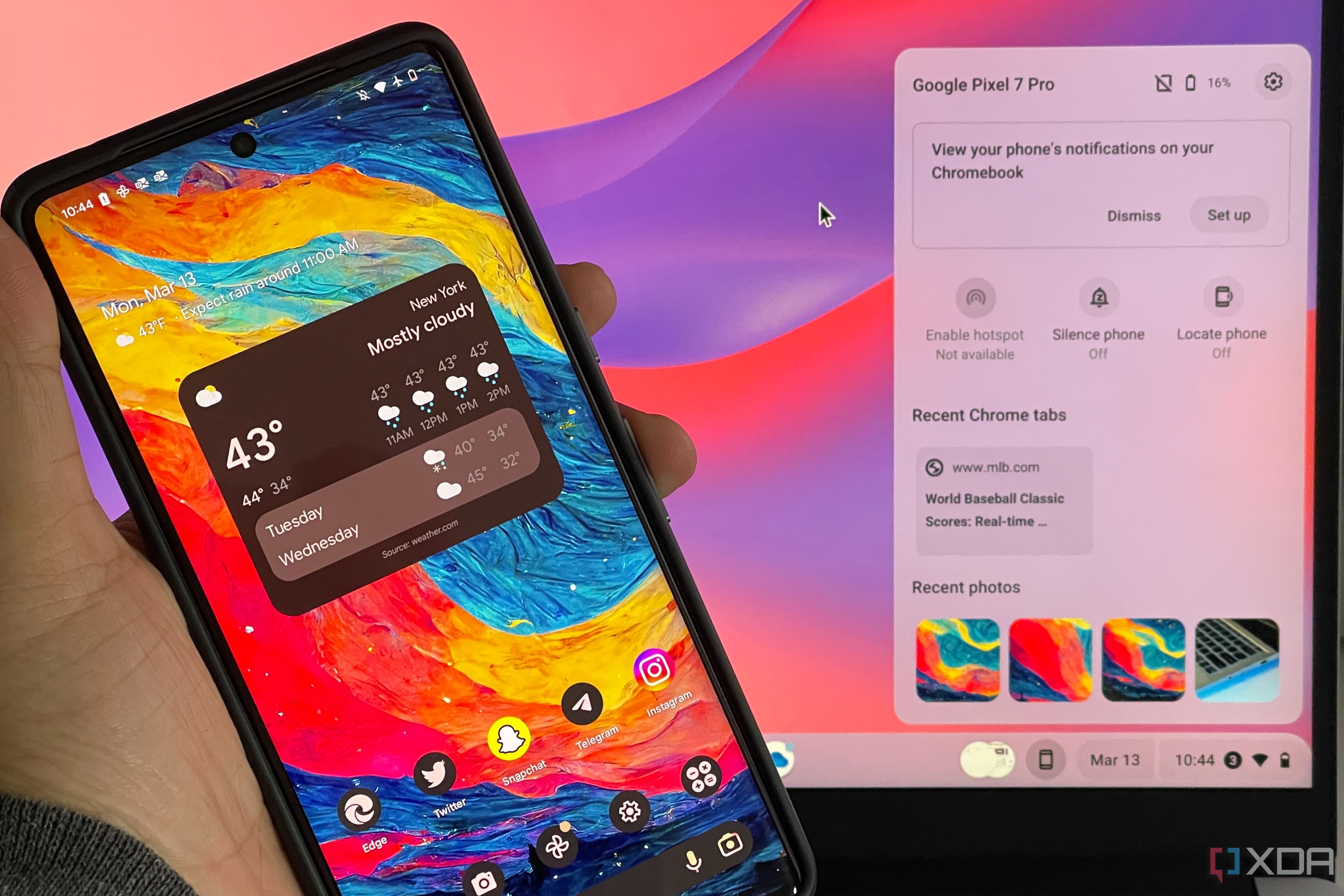 ChromeOS Phone Hub opens on Chromebook with Pixel 7 Pro