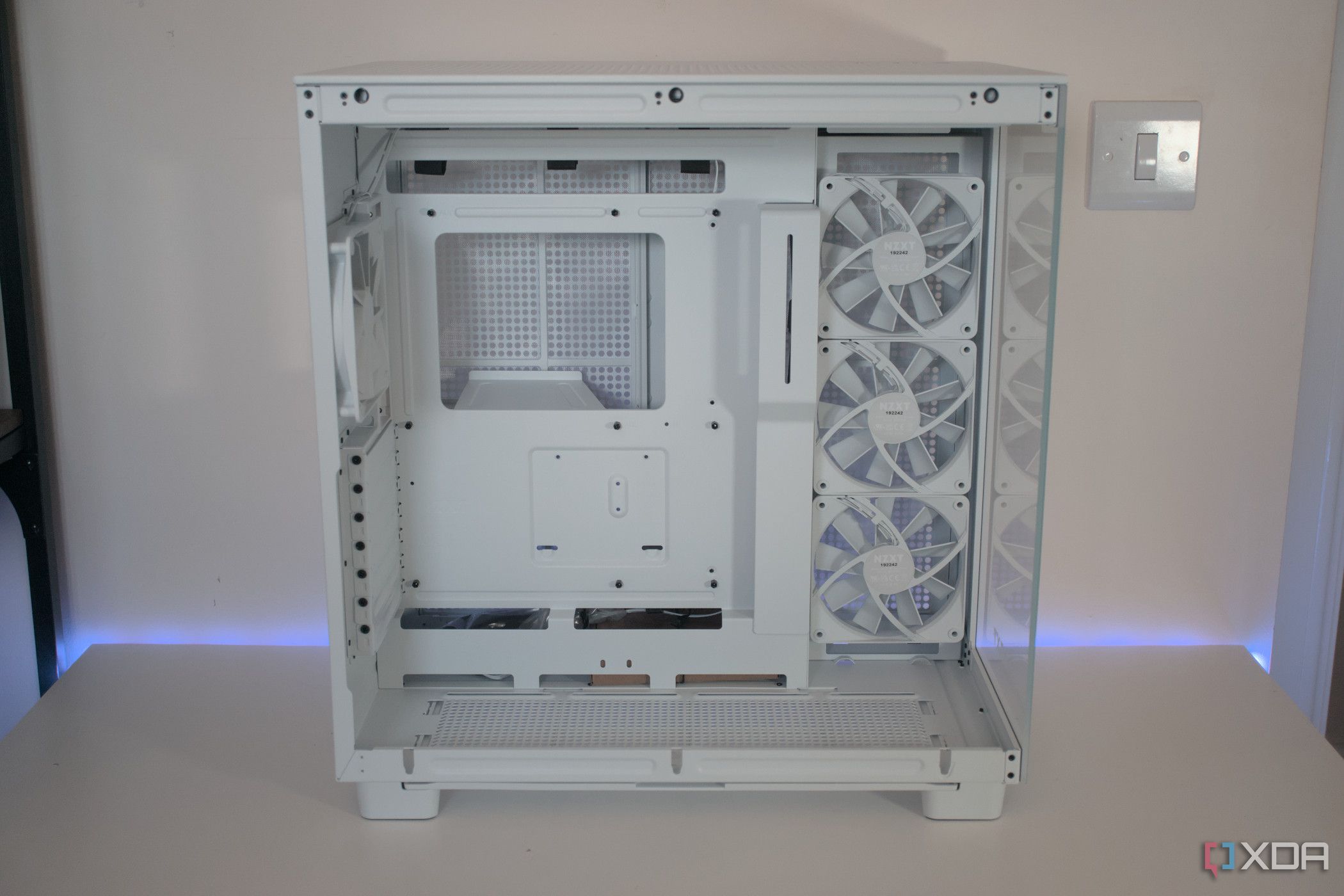 ATX Desktop Computer Case Mini All-aluminum Glass Side