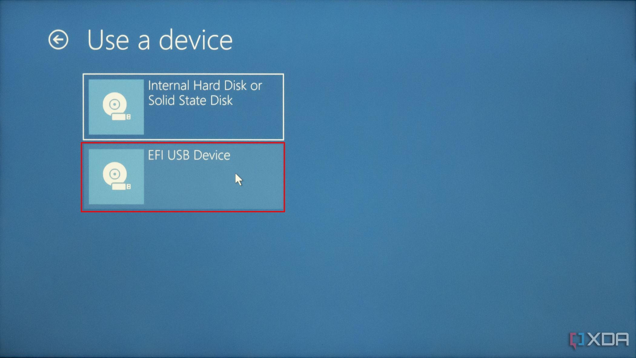 Screenshot of Windows Recover Environment with a USB boot device highlighted