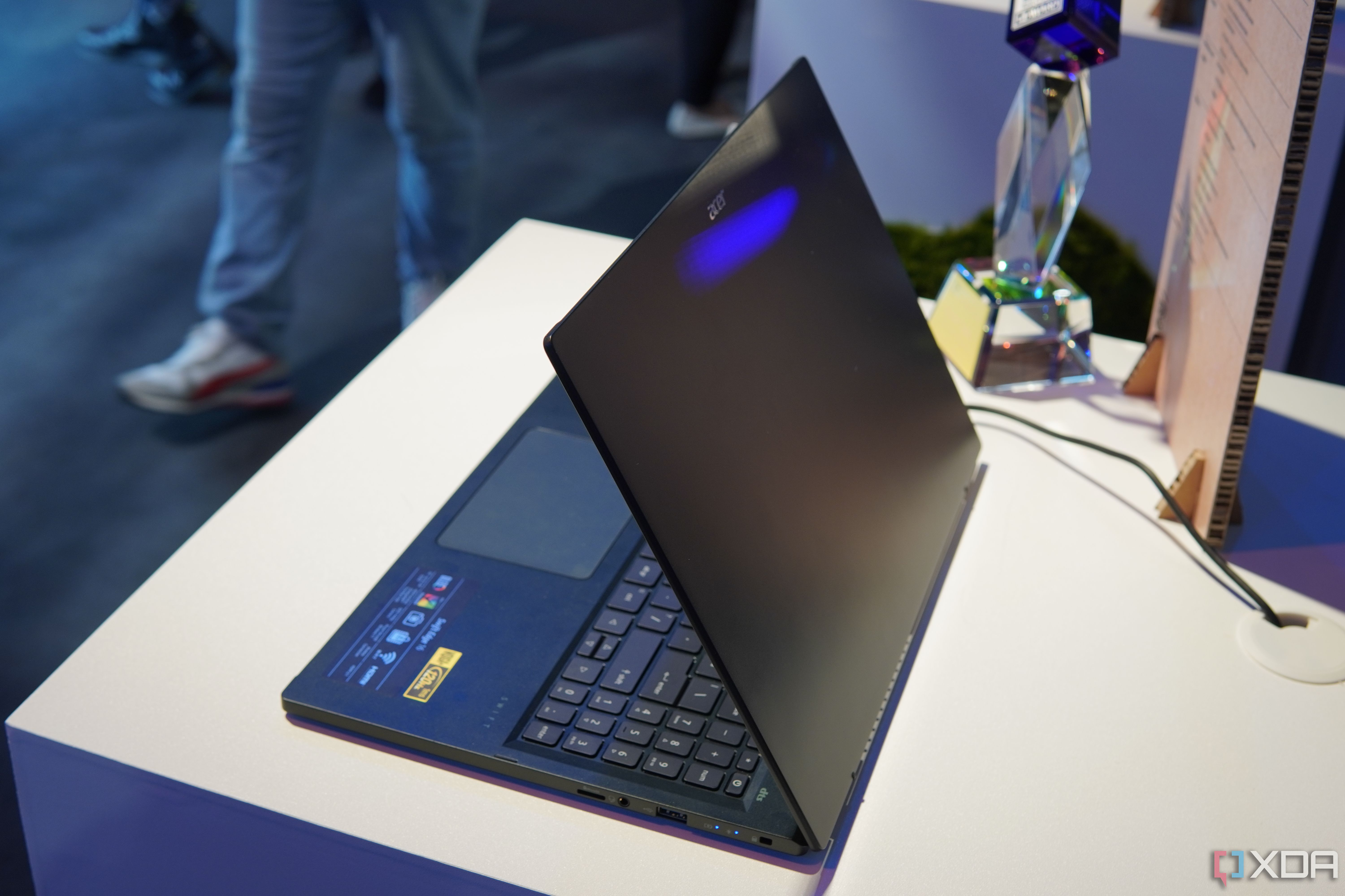 Checking out Acer's refreshed Swift Edge 16 with AMD Zen 4
