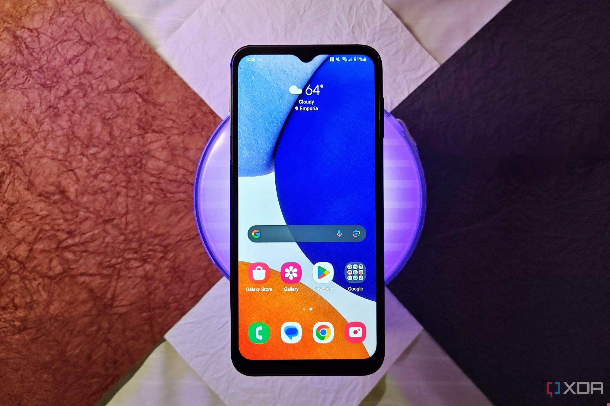 Samsung Galaxy A14 5G on a Philips Hue Go