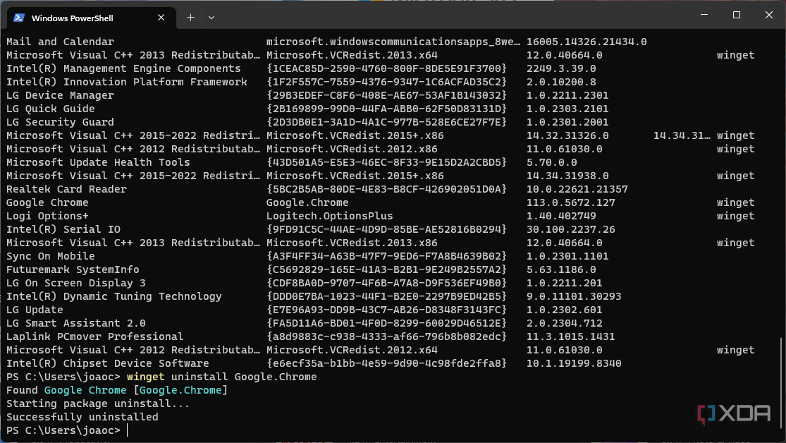 Captura de pantalla de Windows Terminal que muestra la desinstalación completa de Google Chrome