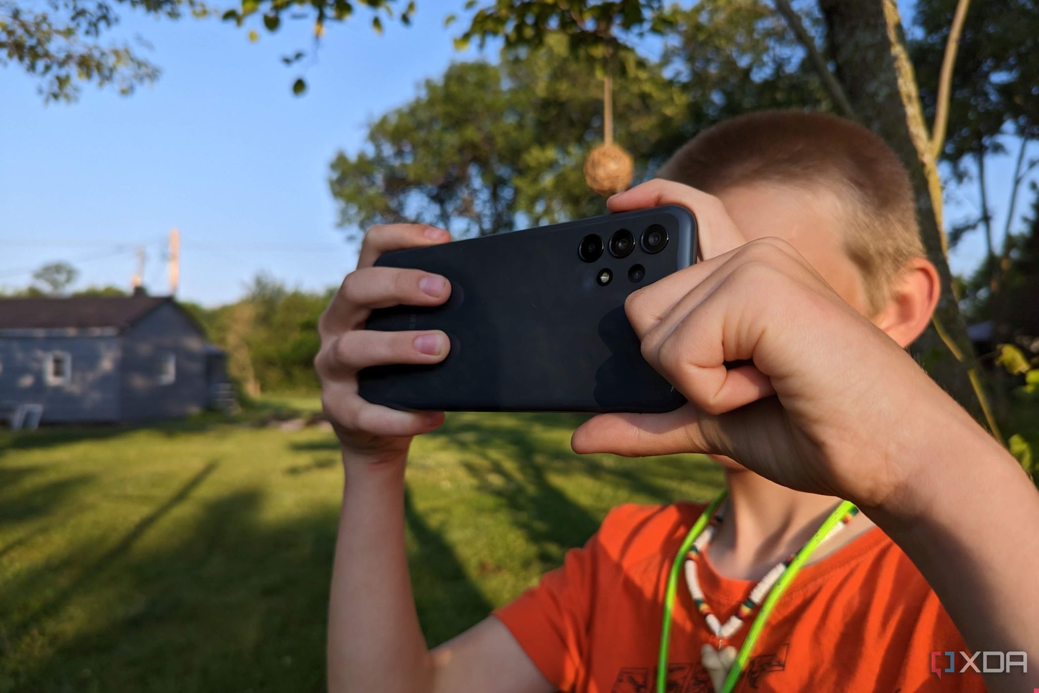 bark-phone-review-an-excellent-phone-for-kids-with-an-odd-way-to-get-it