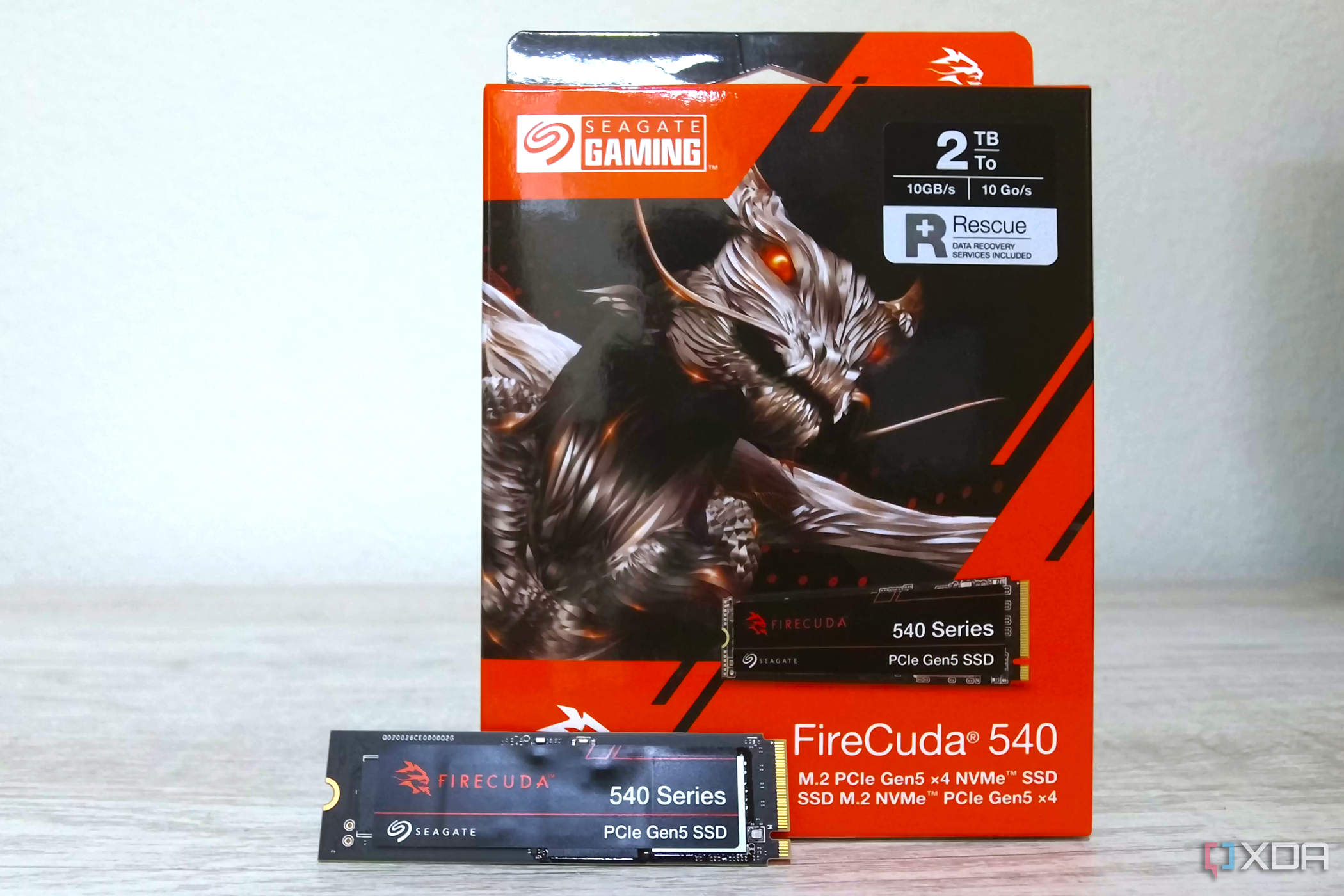 Seagate FireCuda 540 box and SSD.