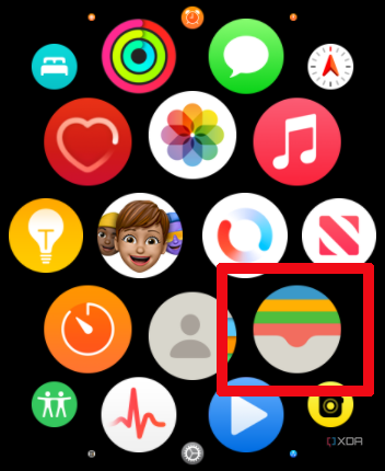 Apps on an Apple Watch with Apple Wallet highlighted.