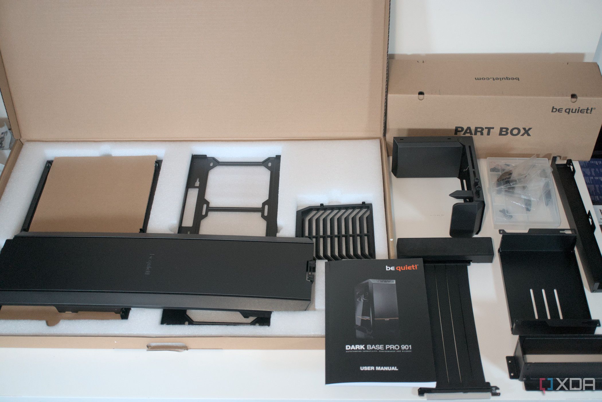 be quiet! Dark Base Pro 901 packaging contents