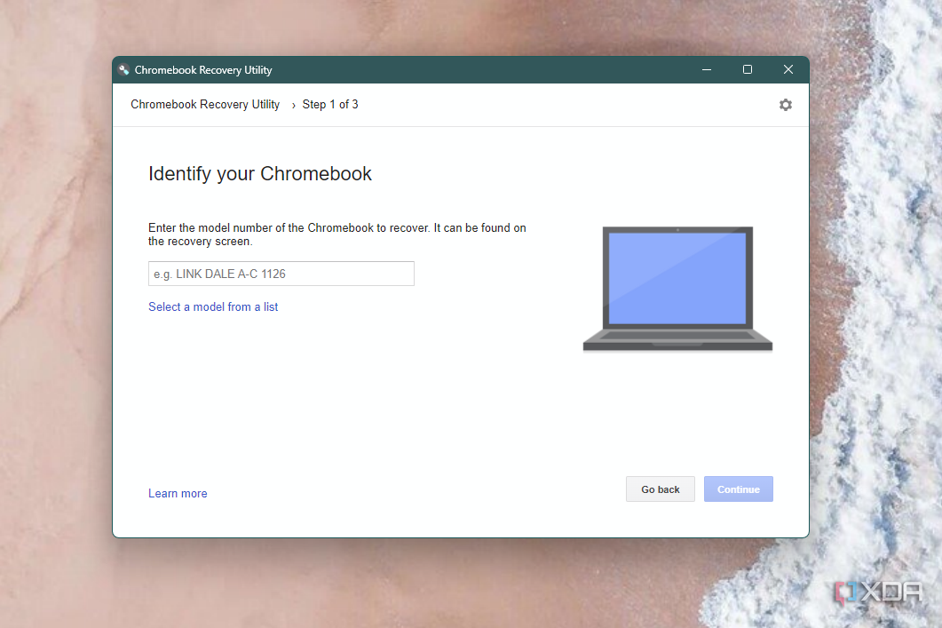 Choosing a Chromebook in a list on the Chromebook Recovery Utility 