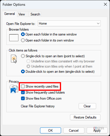 Снимок экрана с параметрами проводника в Windows 11 с отключенной опцией «Показать недавно использованные файлы»