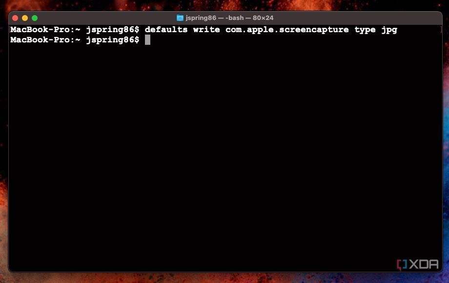 Using Terminal commands on Mac to change the format of screenshots.