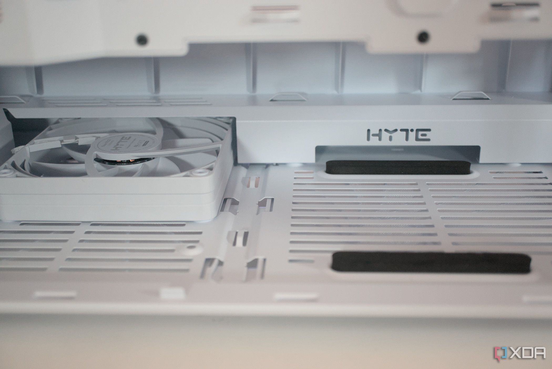 HYTE Y40 Snow White Edition PC case review: Hot looks with even hotter  thermals