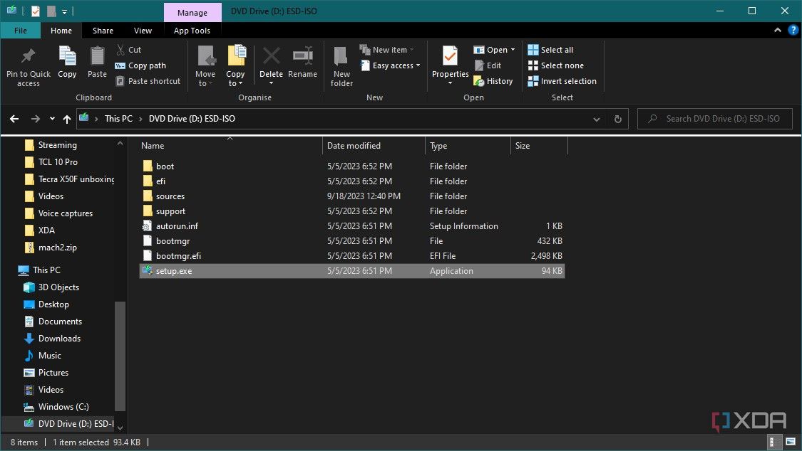 Screenshot of File Explorer in Windows 10 showing the contents of a virtual DVD drive, which include the Windows 11 setup files