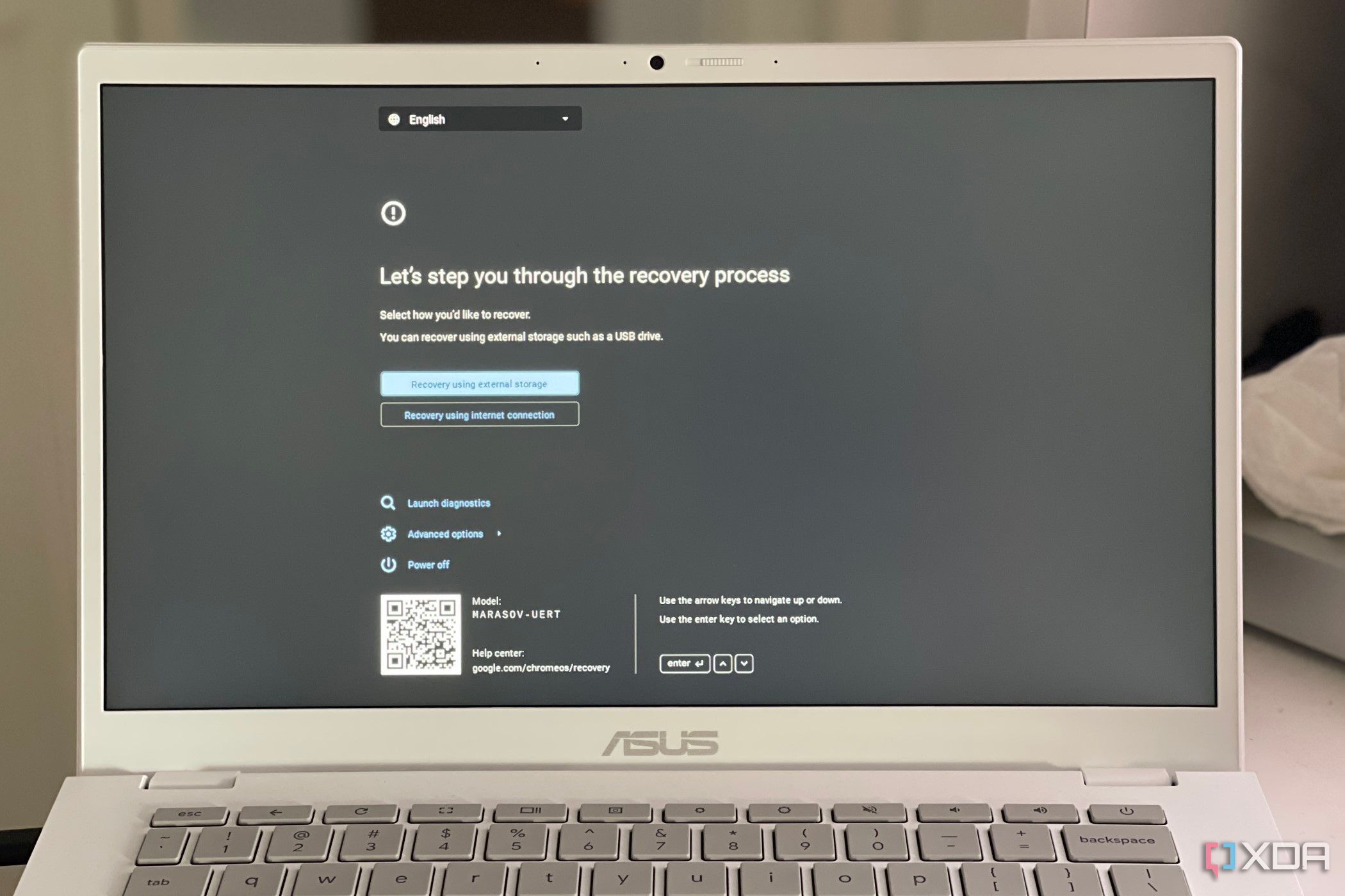 A photo showing the ChromeOS Chromebook Recovery screen