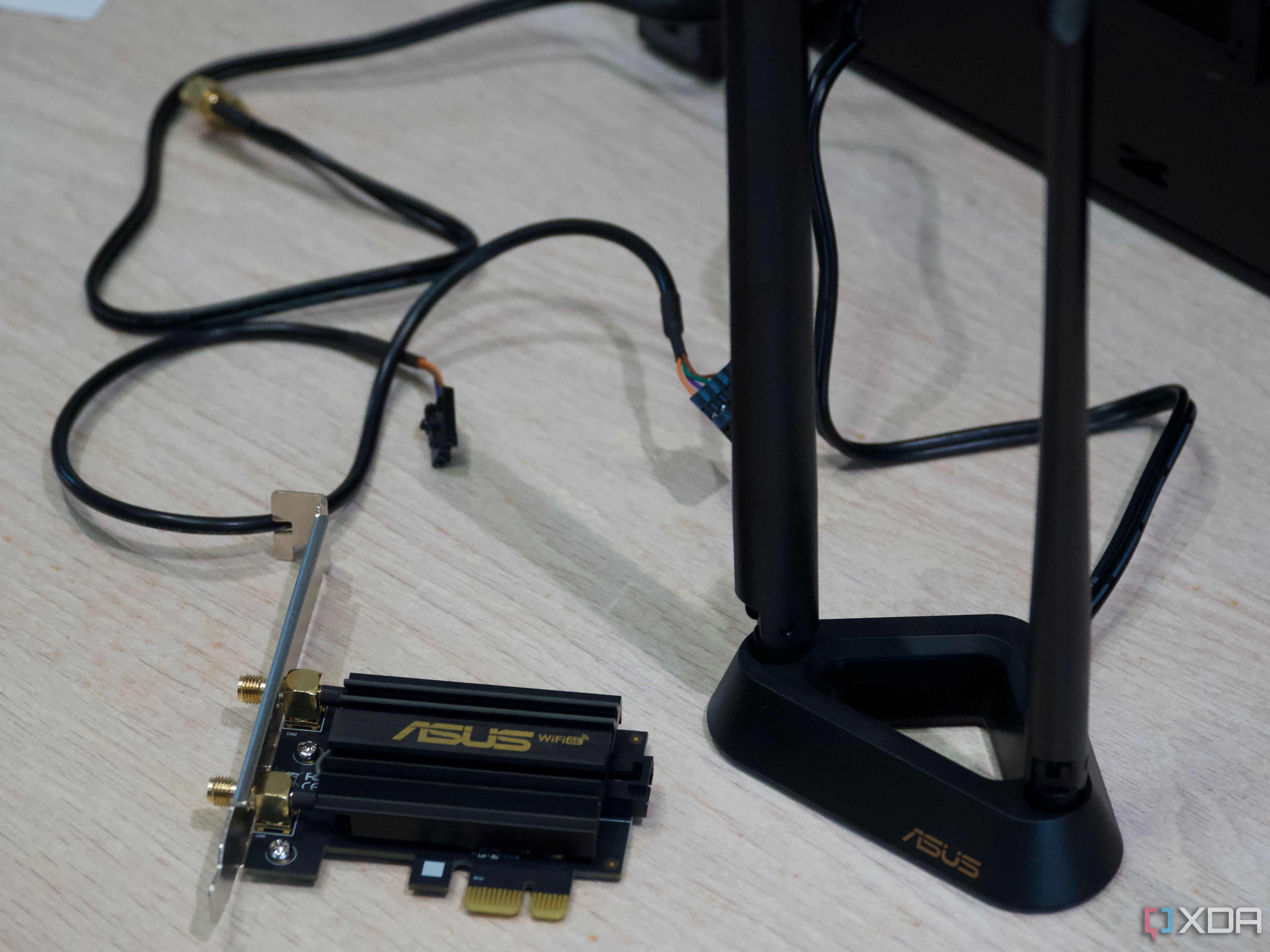 Test de l'adaptateur Wi-Fi 6E Asus PCE-AXE59BT : performances de type ...