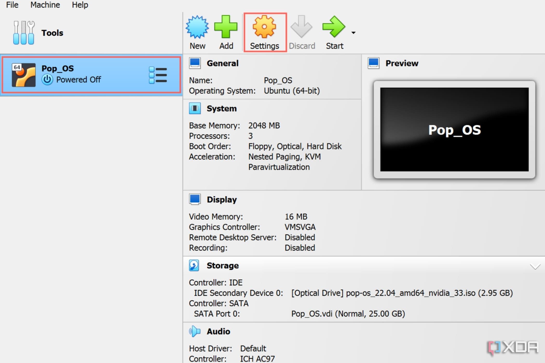 Снимок экрана VirtualBox с выделенной виртуальной машиной Pop_OS и связанными с ней настройками.