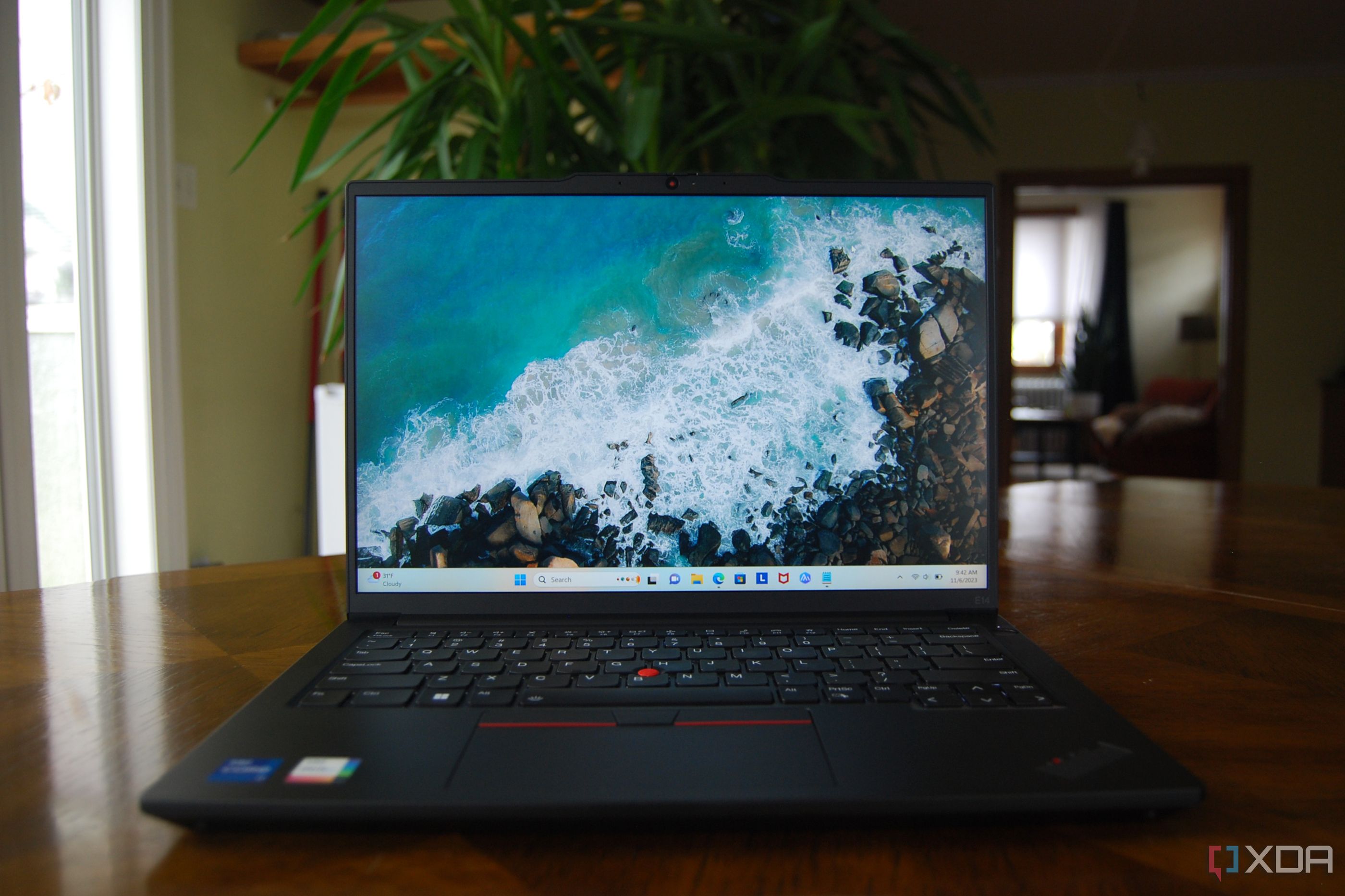 lenovo-thinkpad-e14-g5-review-01