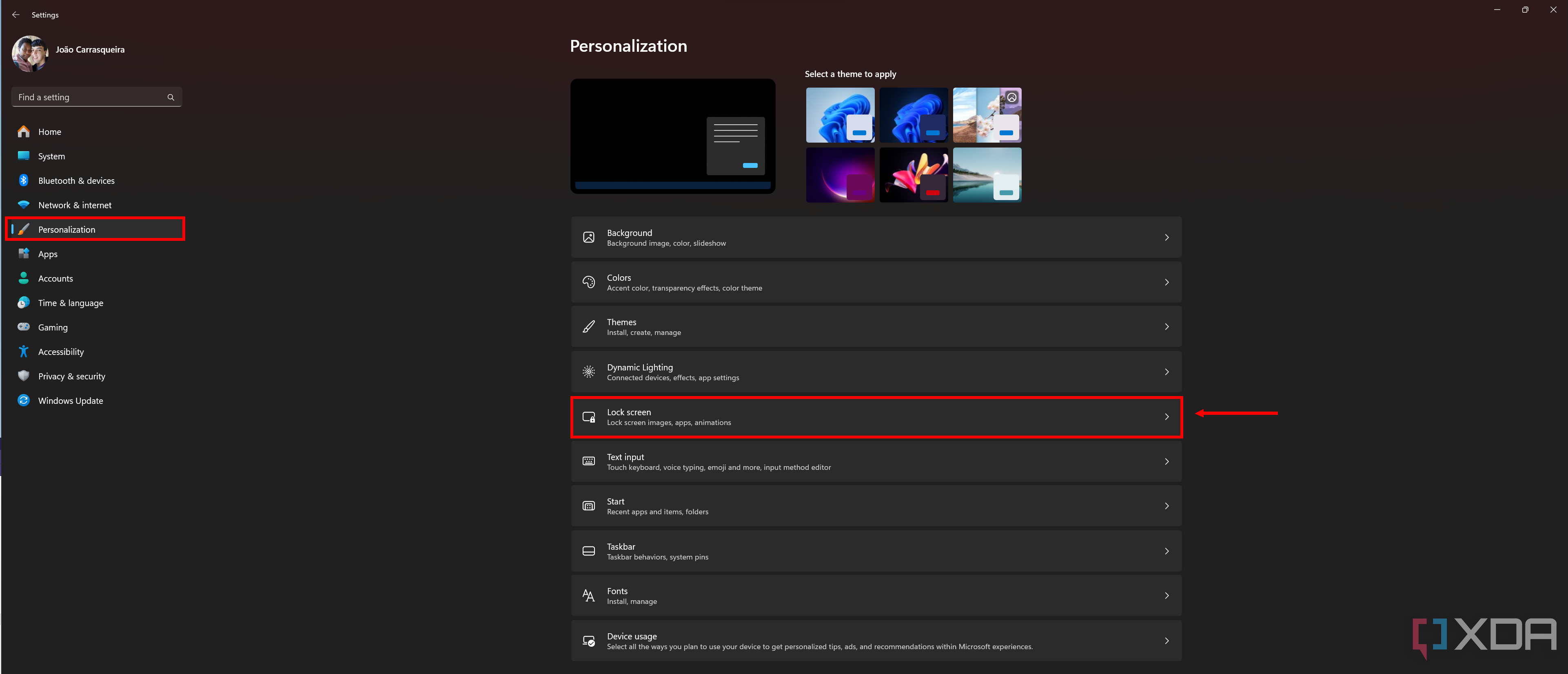 Screenshot of the Personalization section in Windows 11 Settings with the Lock screen button highlighted