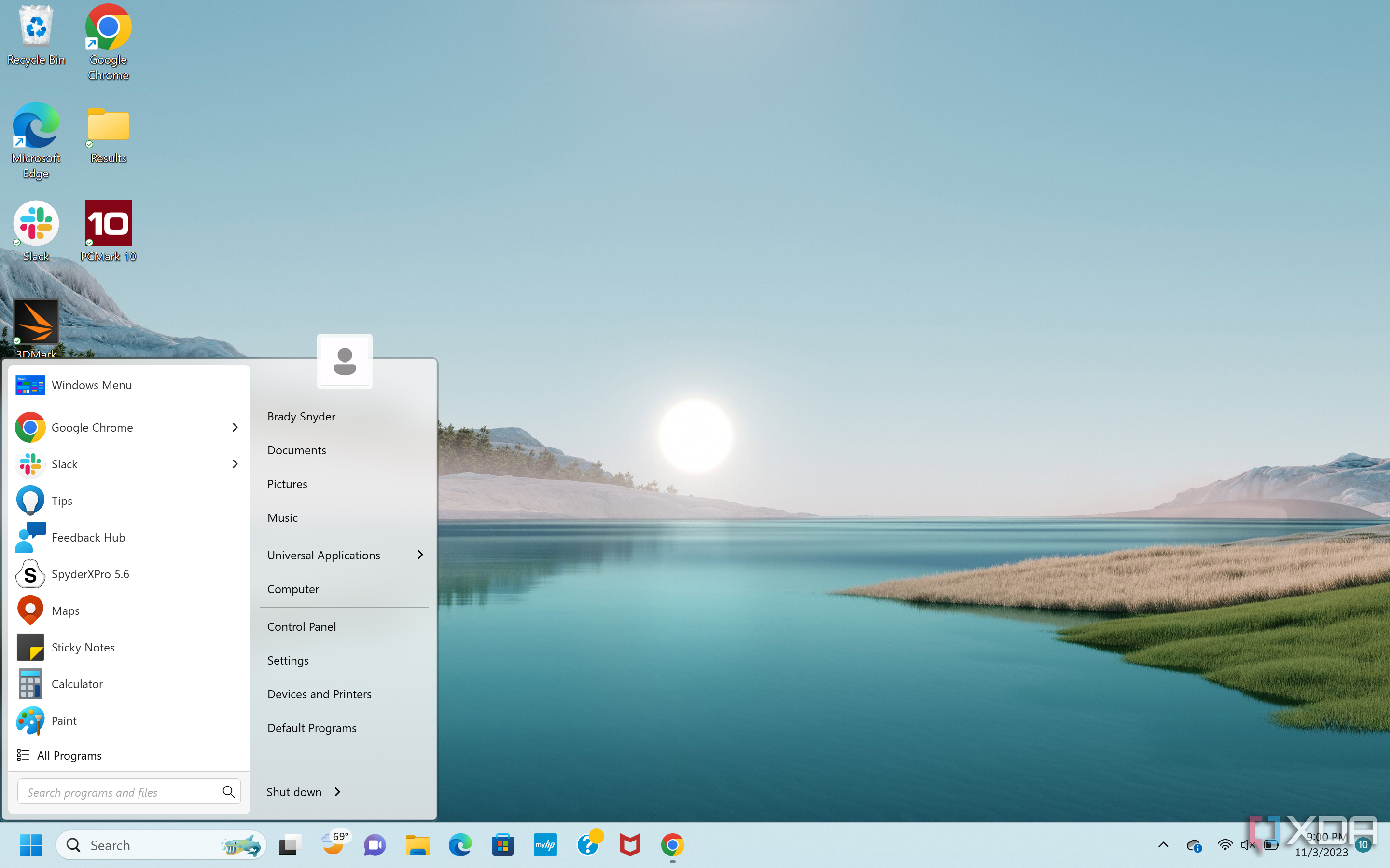Windows 7 style start menu on a Windows 11 PC.