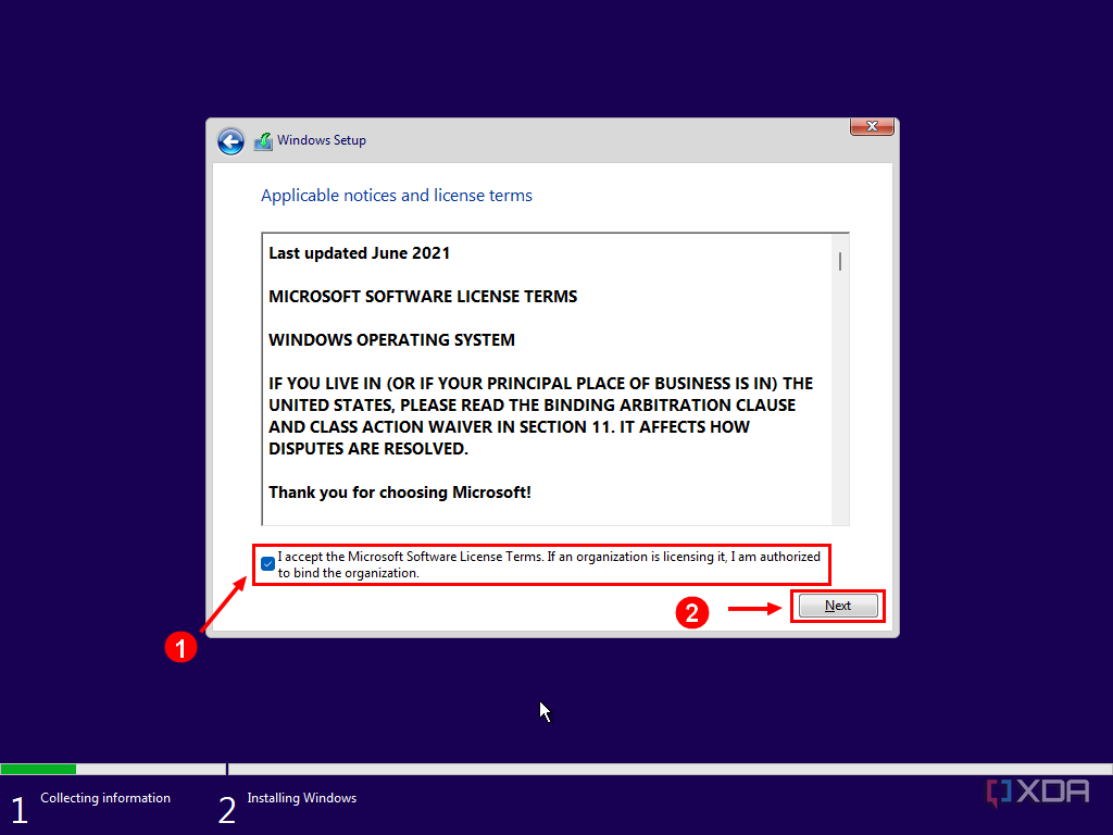 Screenshot of Windows pre-installation environment showing the user license agreement