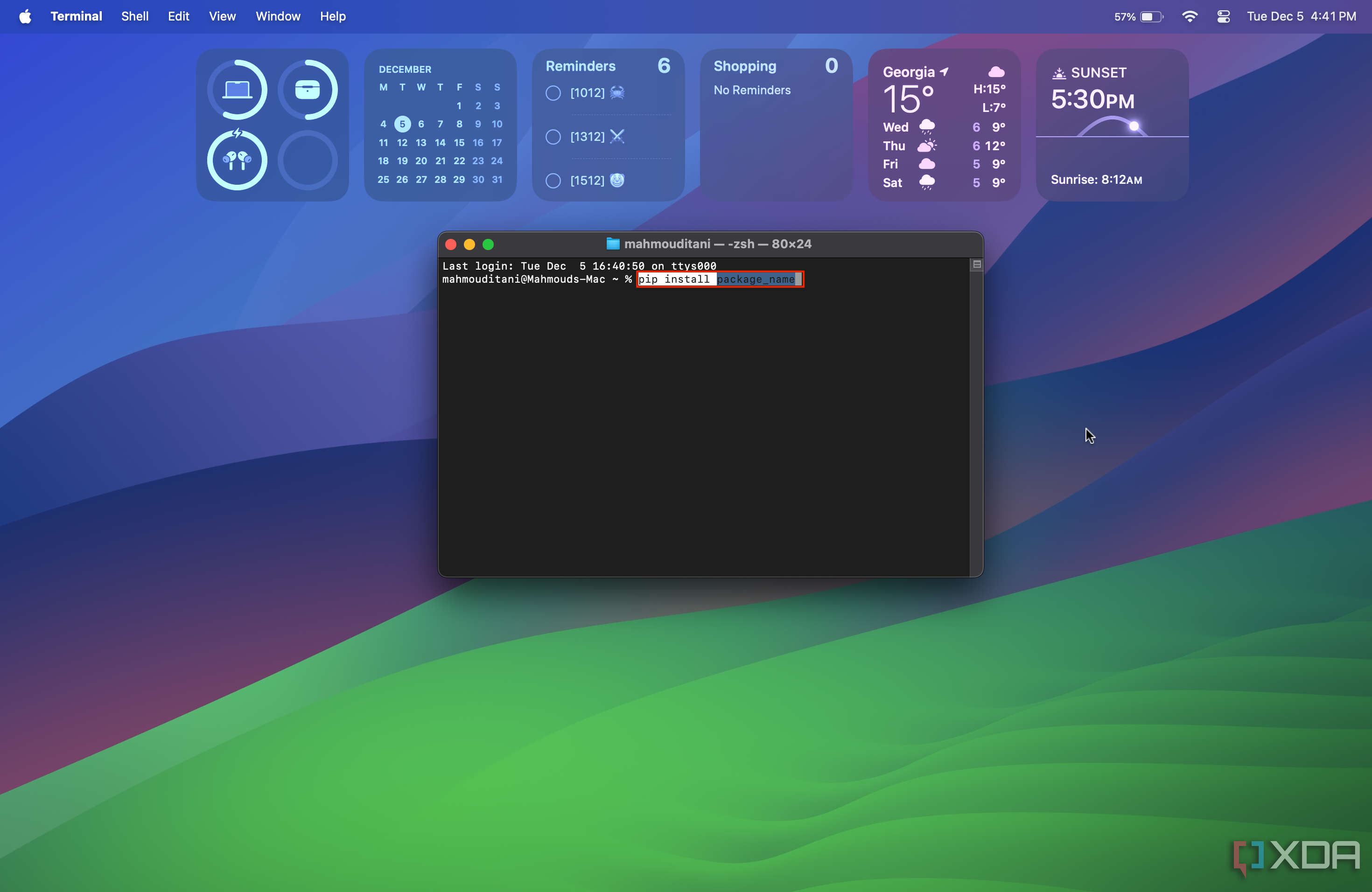 Ventana de terminal en macOS que muestra el comando que instala paquetes de Python a través de Pip