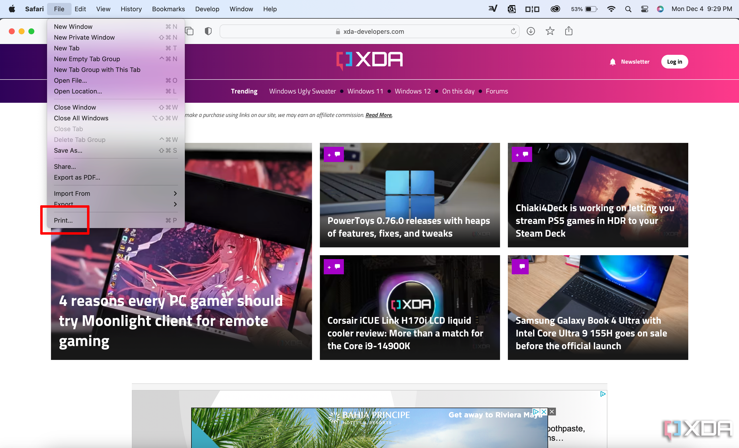 La página de inicio del sitio web de XDA en Safari en una Mac con Archivo, Imprimir seleccionado en el menú superior.