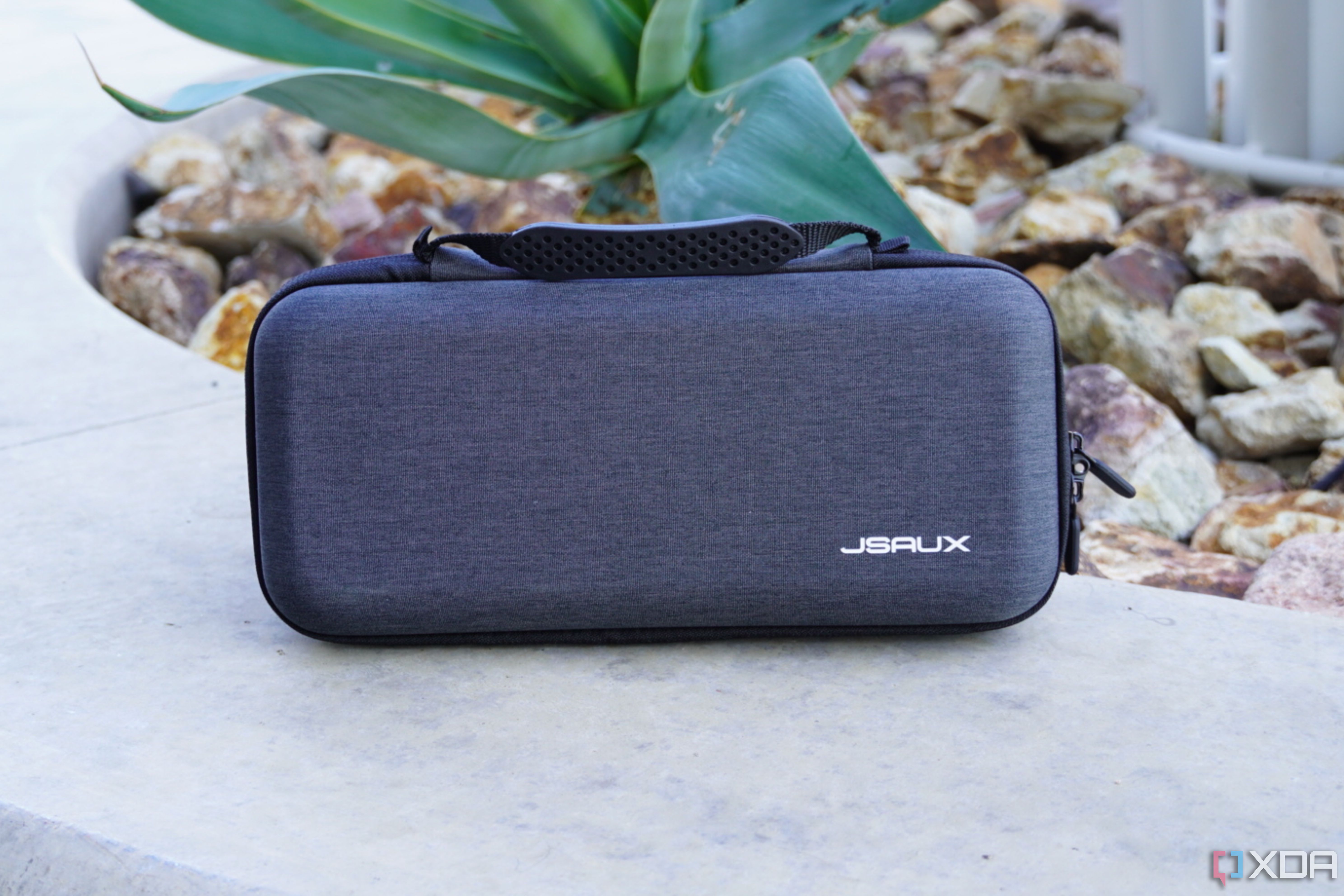 The Jsaux carrying case for gaming handhelds. 