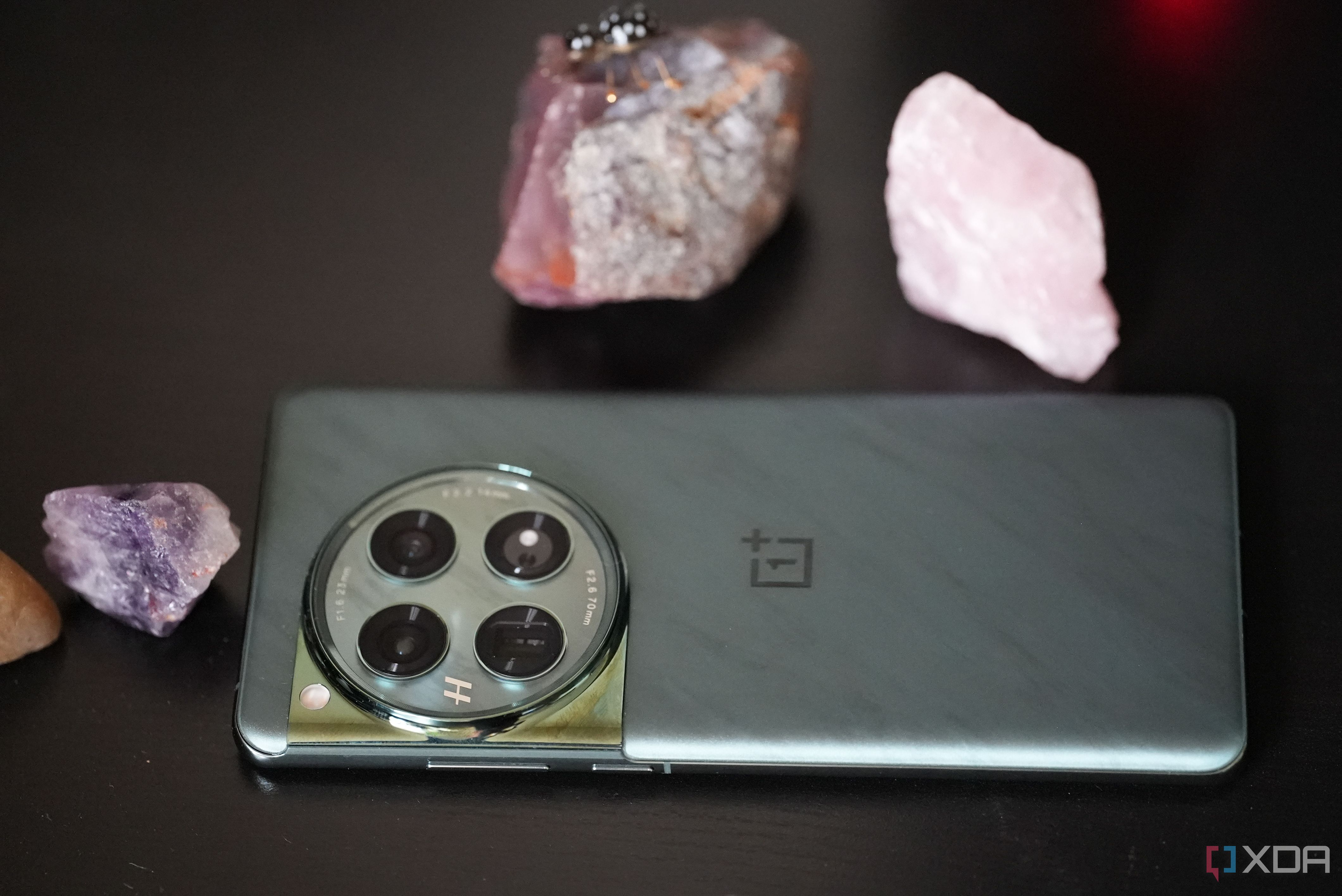 OnePlus 12 vs Pixel 8 Pro Which affordable flagship should you pick?