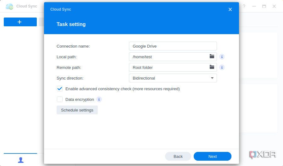 Configuración de la programación de tareas para copias de seguridad en un Synology NAS