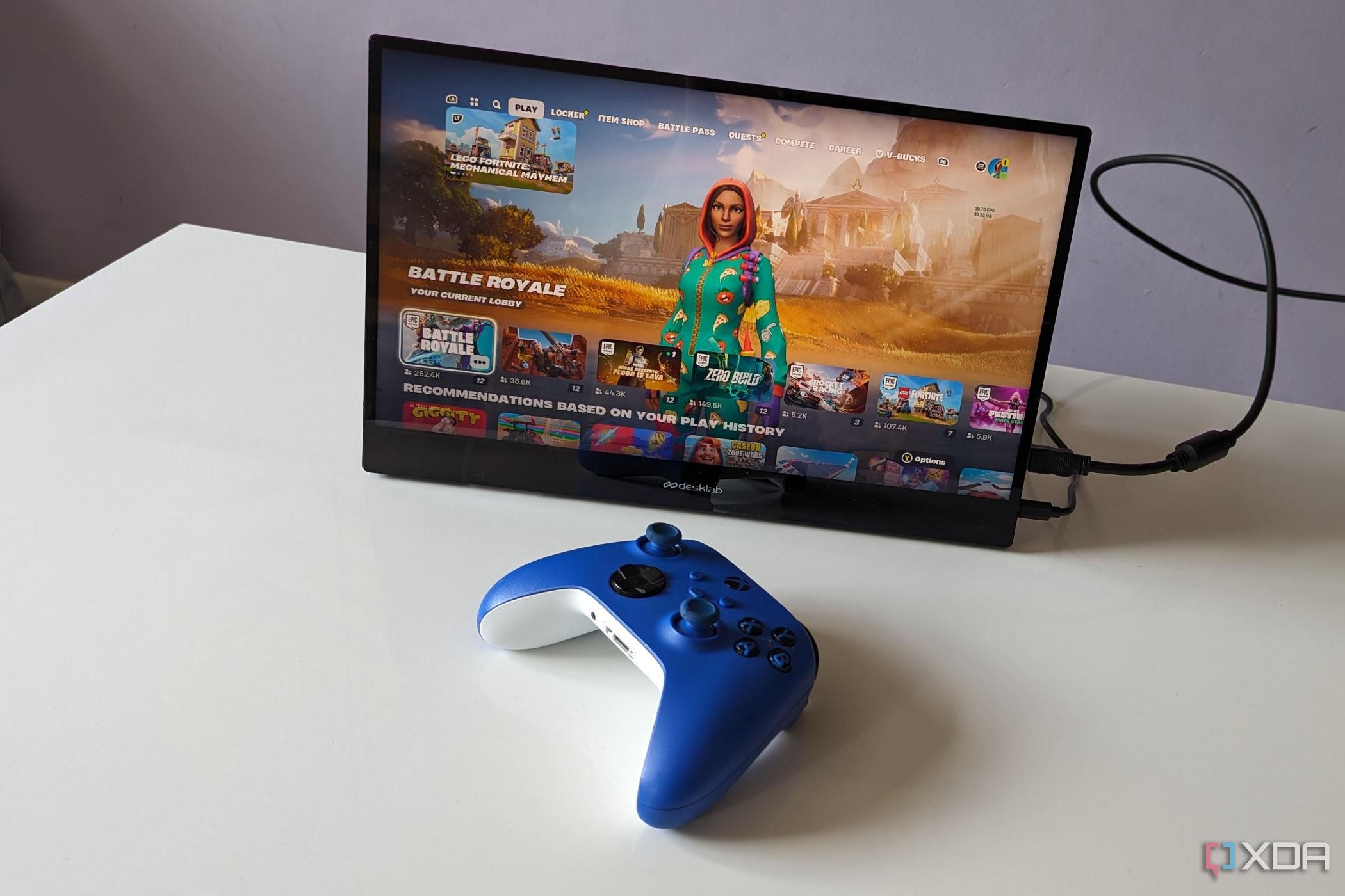 Monitor portátil Desklabs con mando Fortnite y Xbox