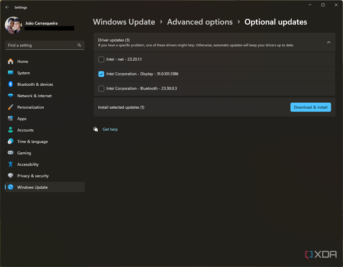 Captura de pantalla de actualizaciones opcionales disponibles en una PC con Windows 11