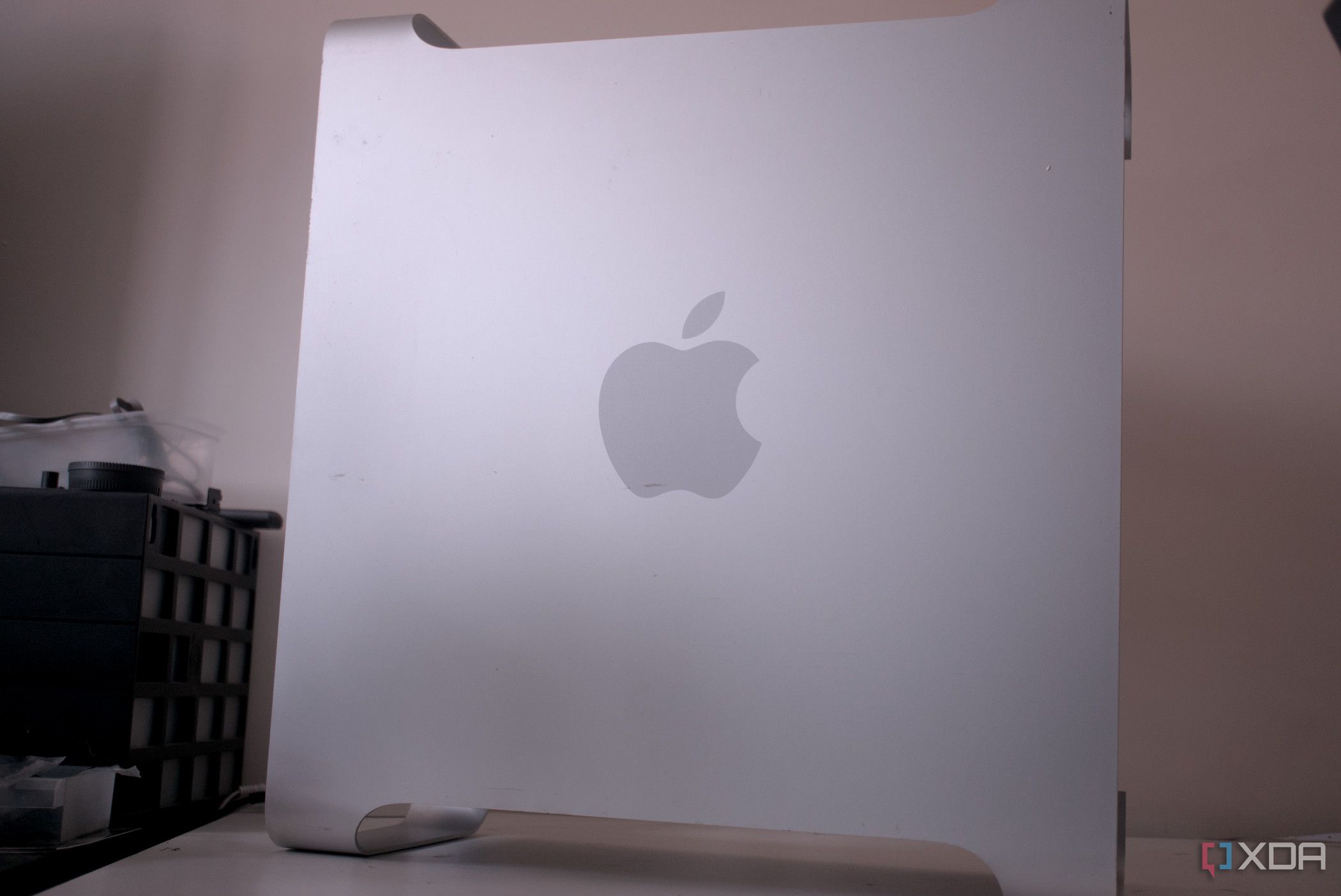 Side of the Mac G5