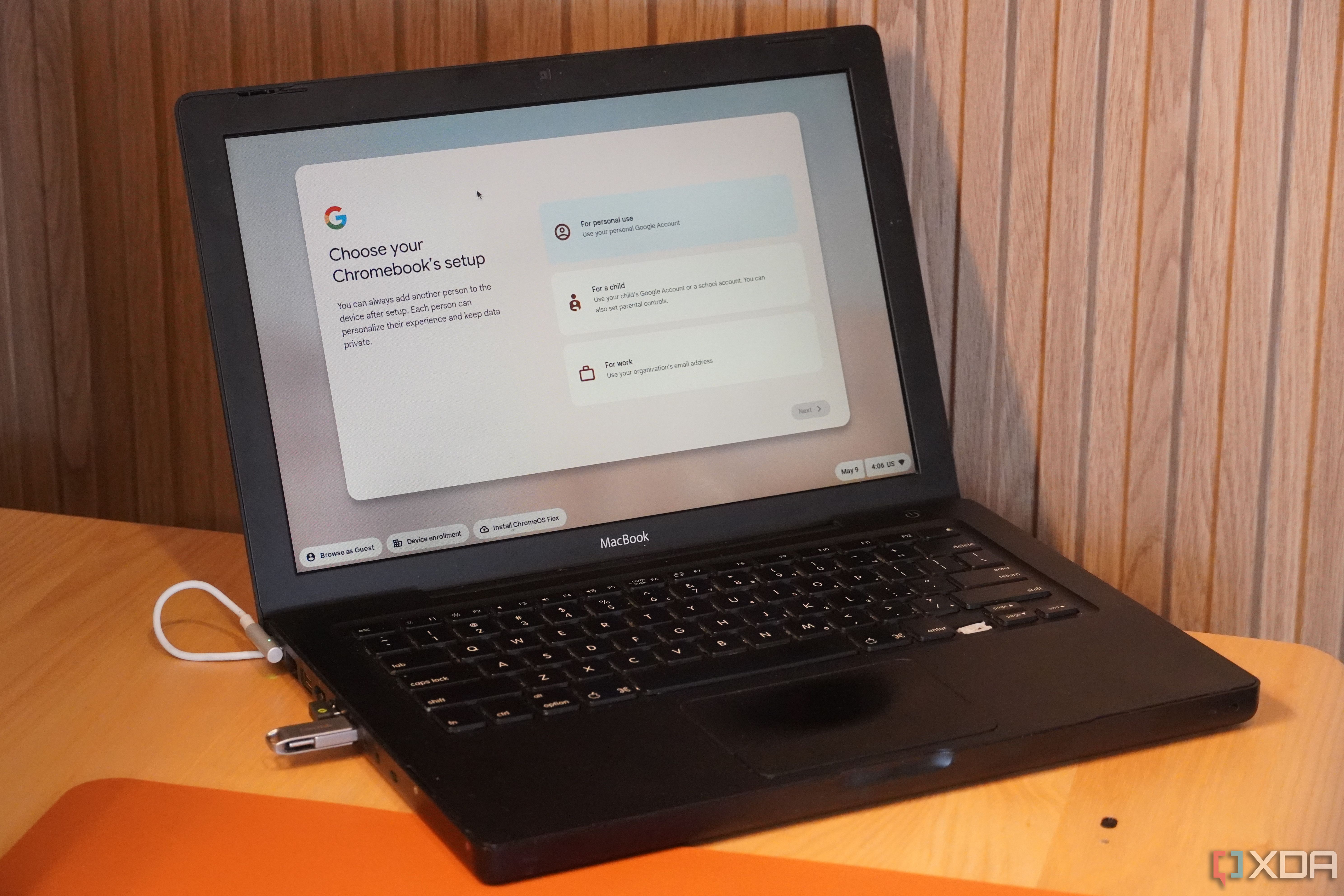 I used ChromeOS Flex on an 18-year-old MacBook — and it worked