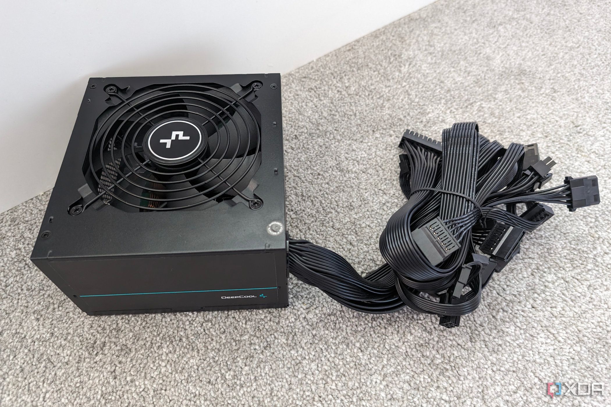 DeepCool PM500D non-modular power supply and cables