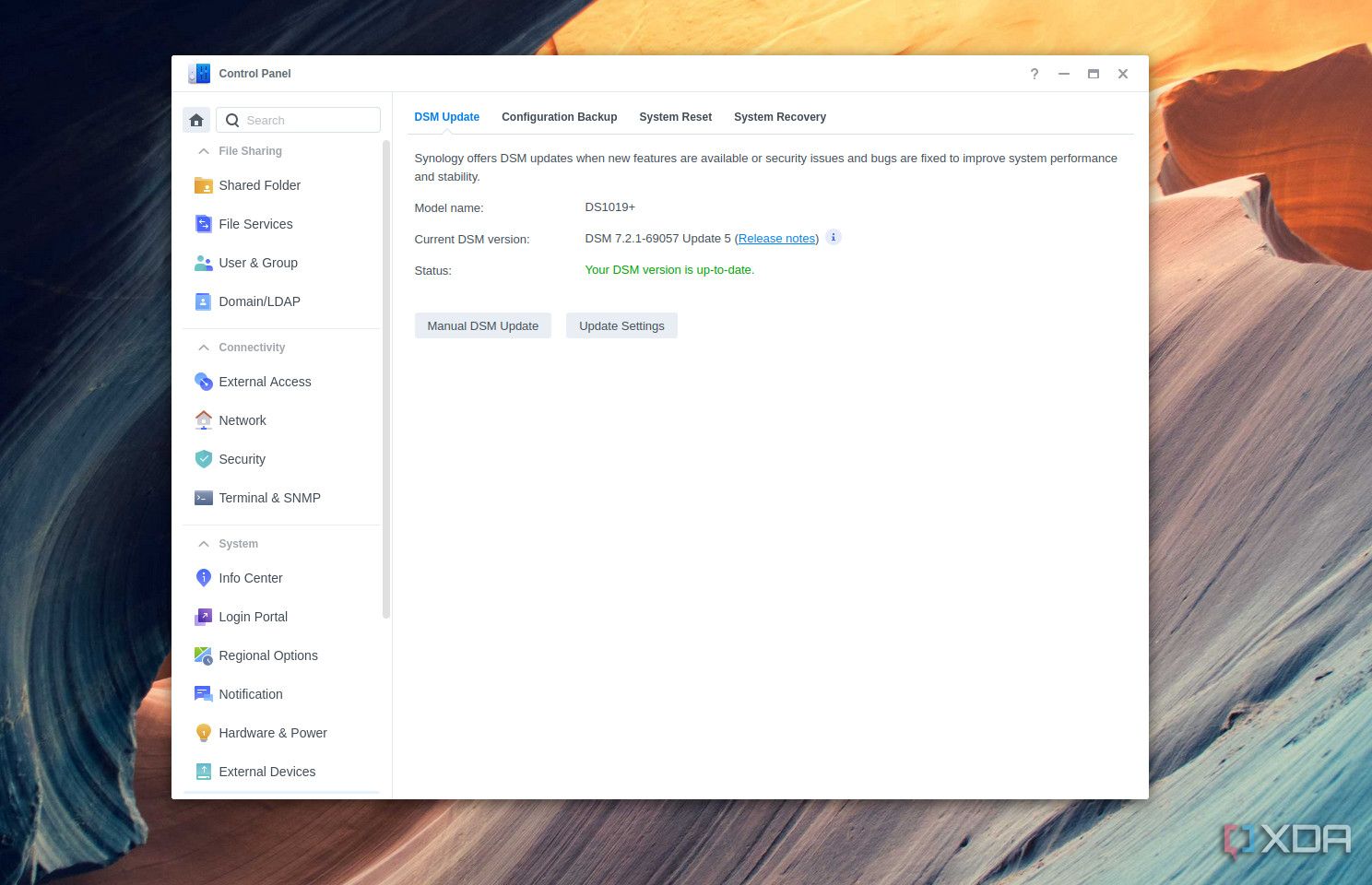 Comprobación de actualizaciones de Synology DSM 7