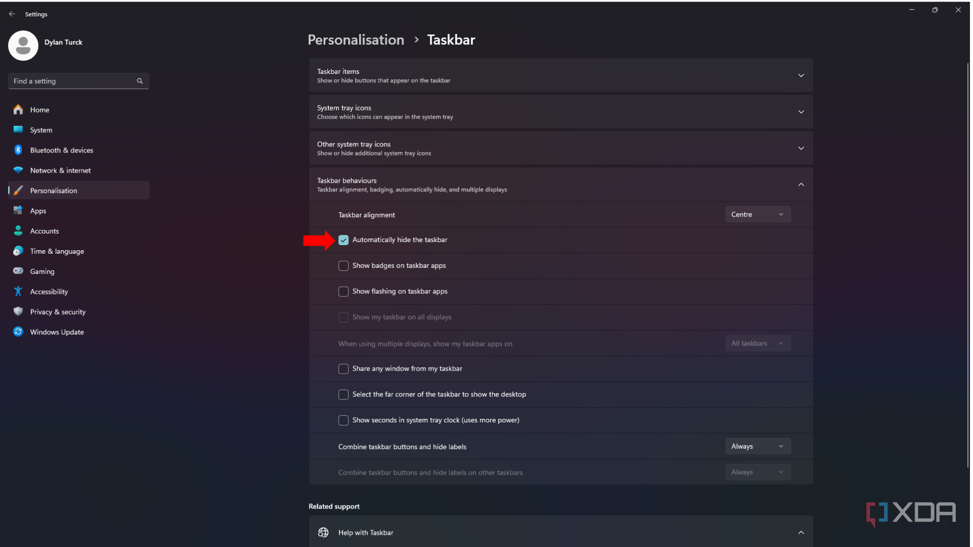 How to personalize your taskbar in Windows 11