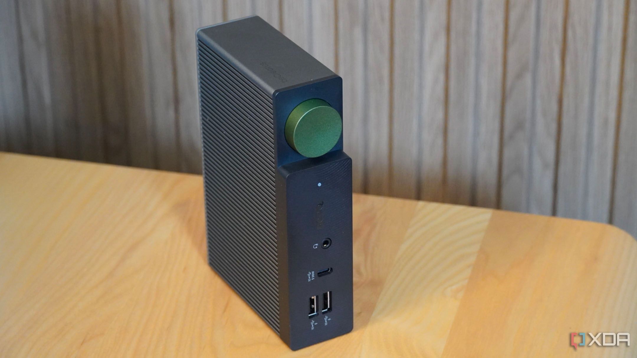 BenQ beCreatus DP1310 review: A pricey DisplayLink dock for
