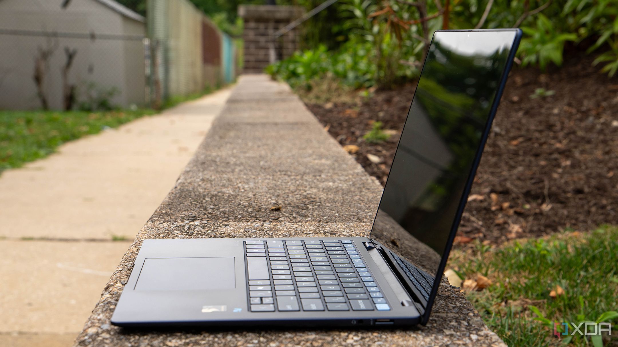 HP EliteBook Ultra-21