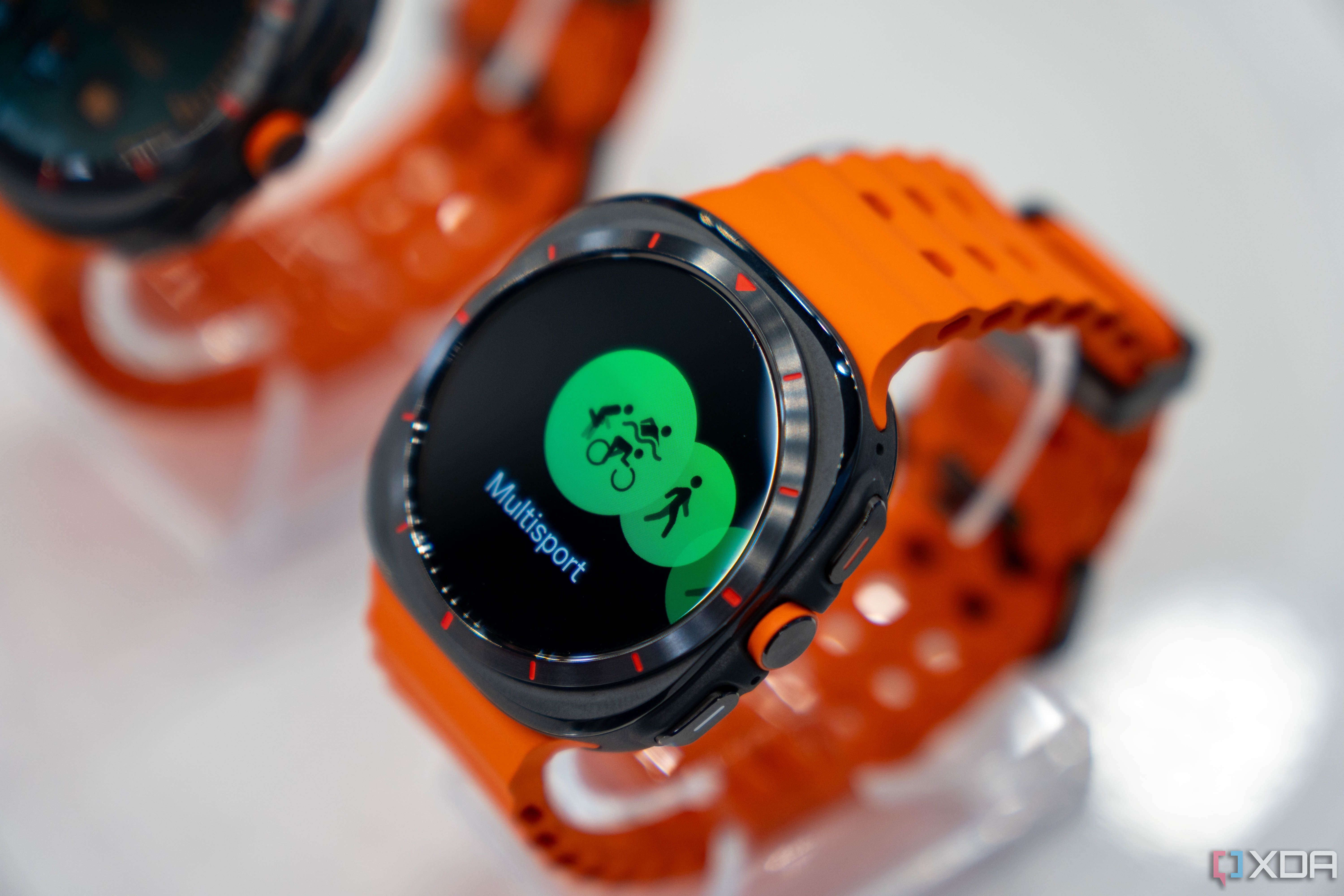 Samsung Galaxy Watch 7 y Ultra-1