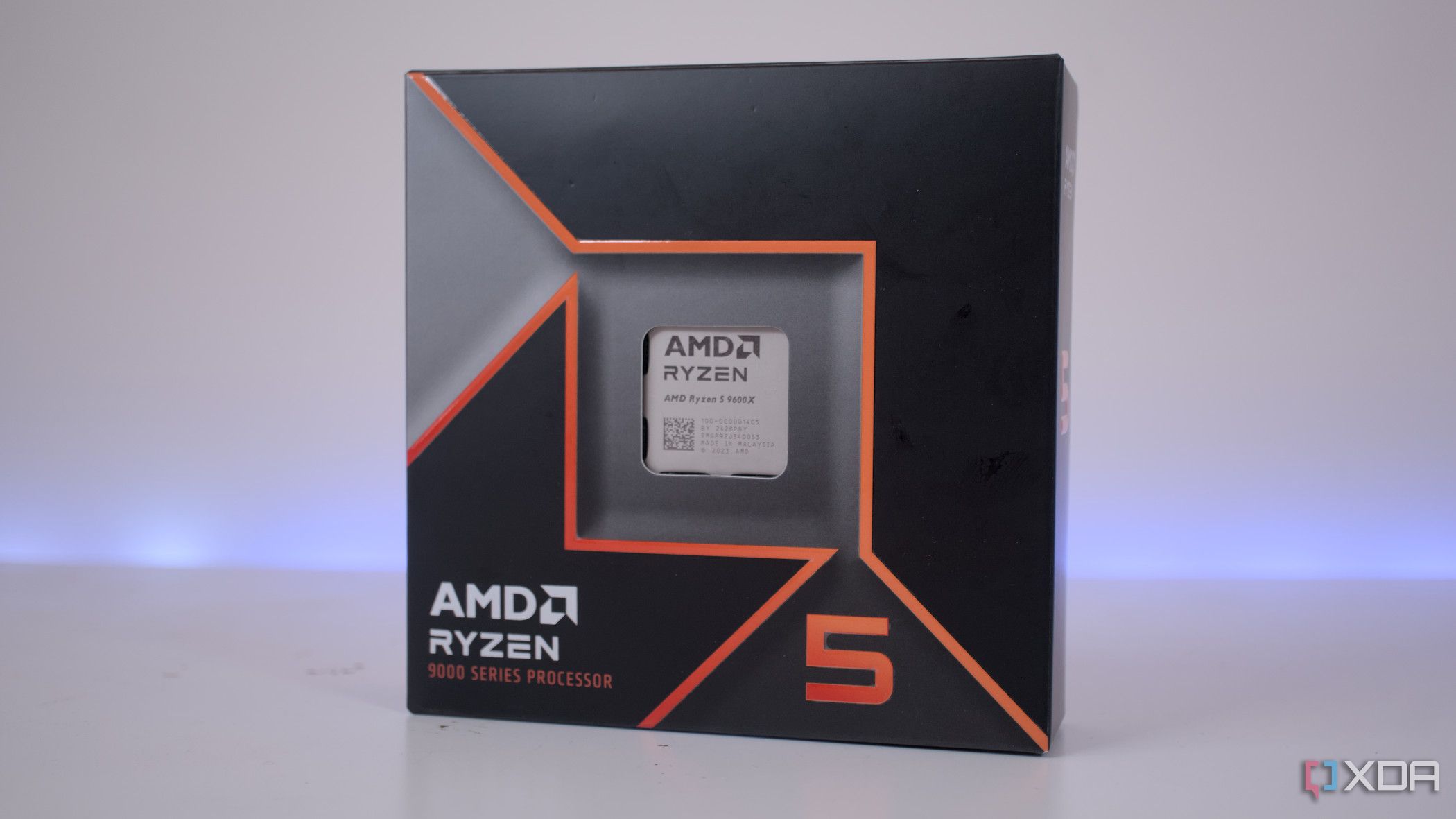 AMD Ryzen 5 9600X box