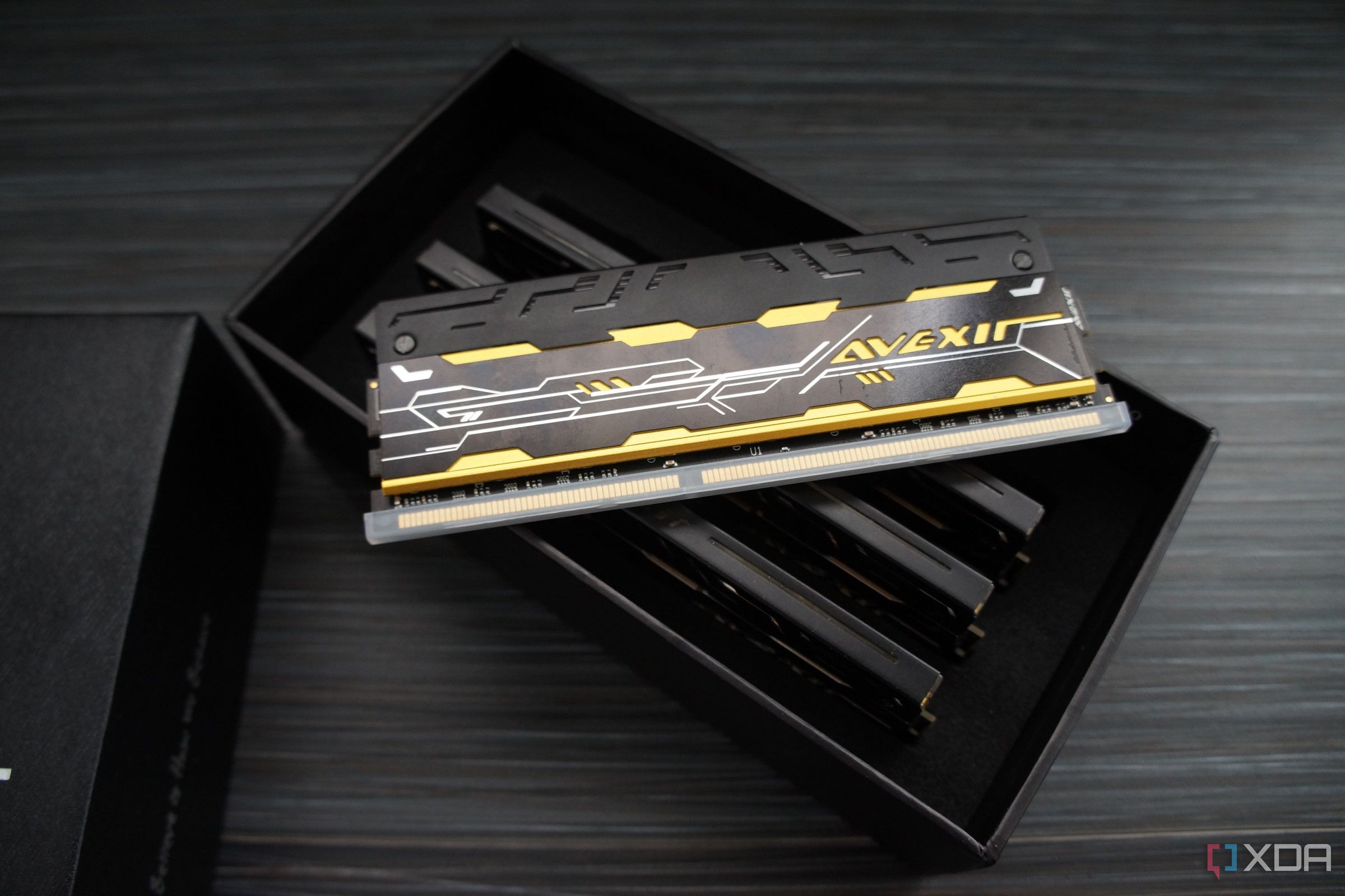 Cuatro módulos DDR3 de Avexir