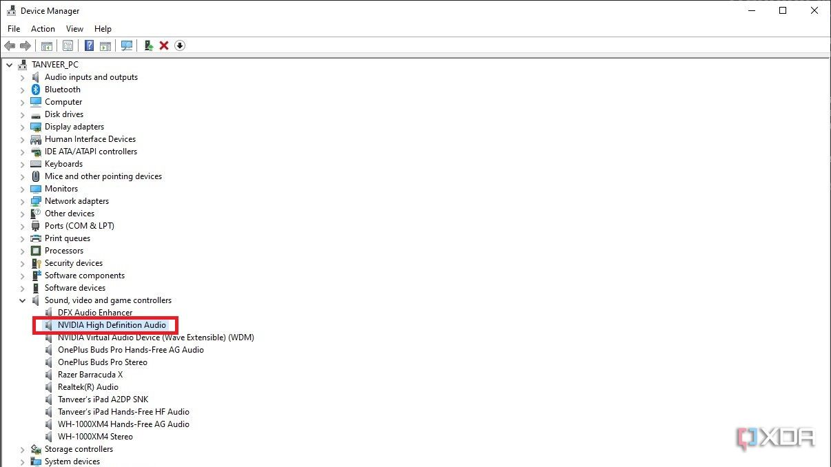 El Administrador de dispositivos de Windows muestra Nvidia High Definition Audio en los controladores de sonido