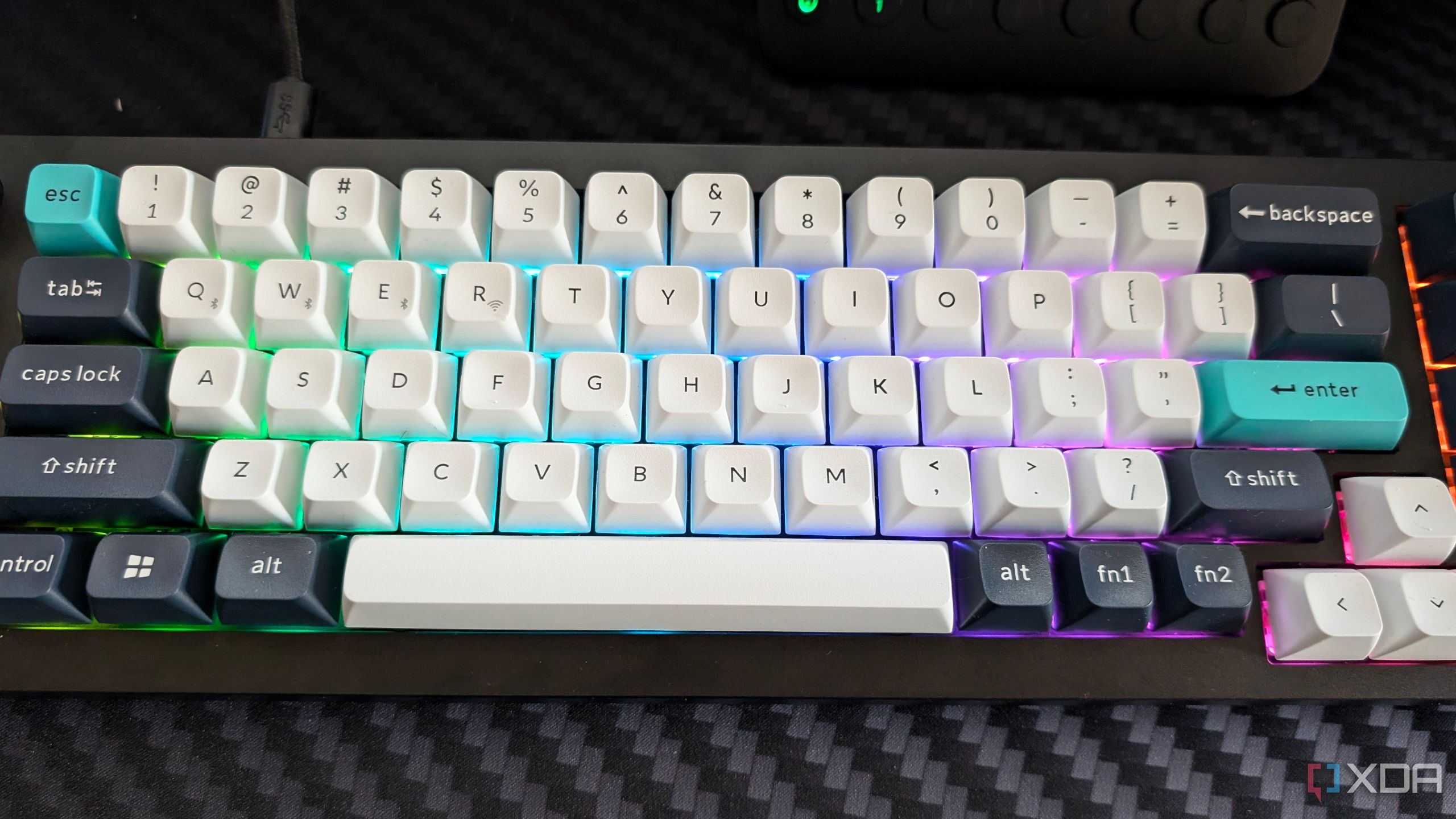 Iluminación RGB máxima del keychron q65