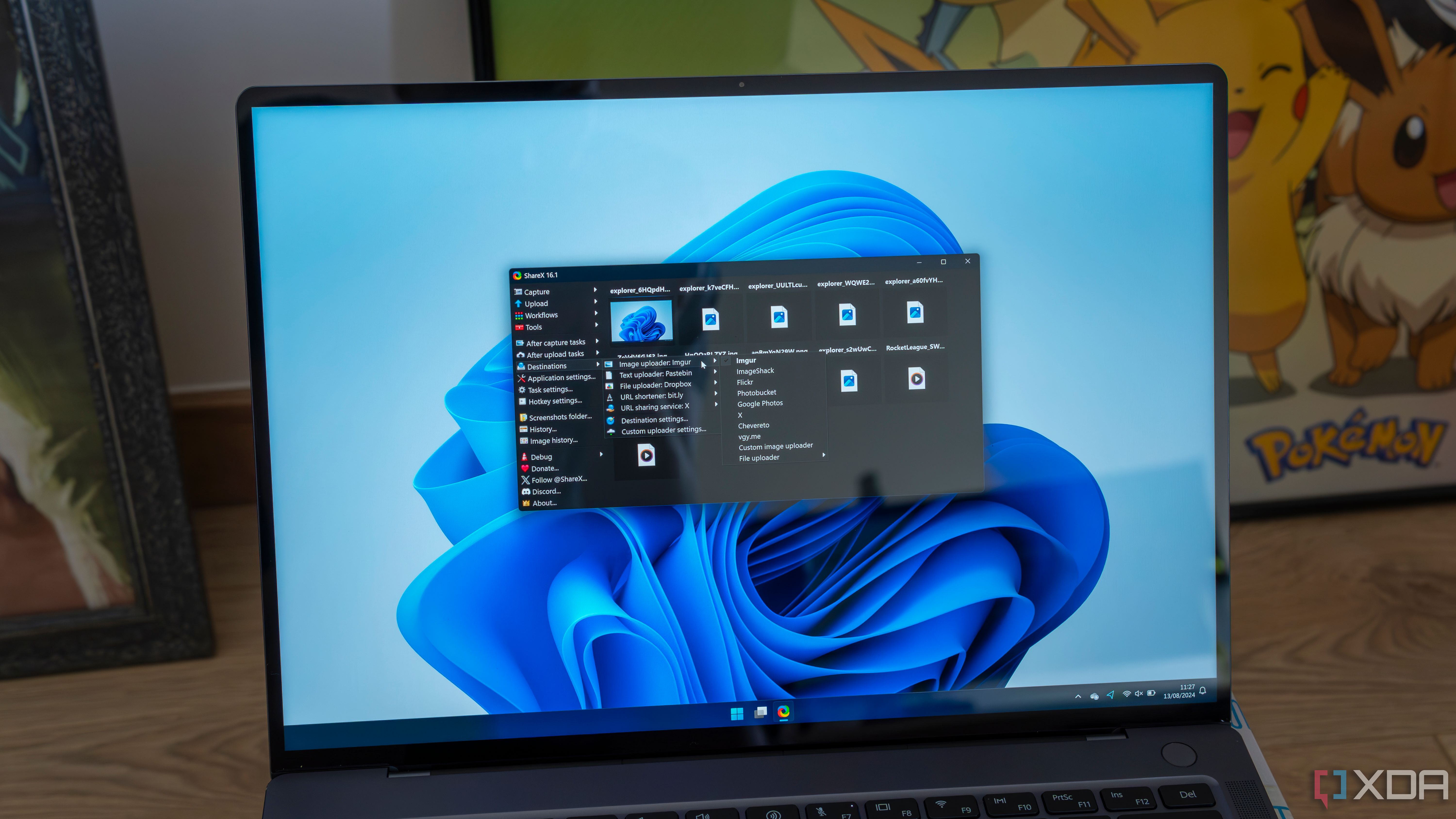 Una computadora portátil con Windows 11 que ejecuta ShareX